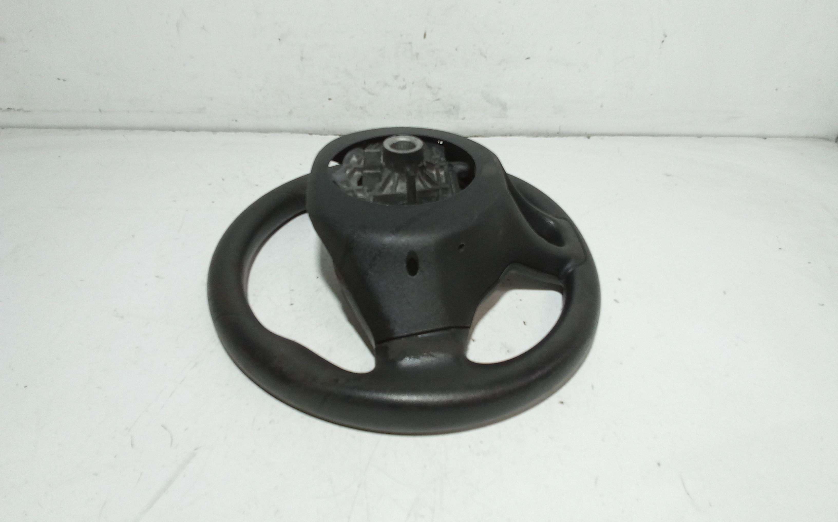 Volante PEUGEOT 208 Serie (12>19)