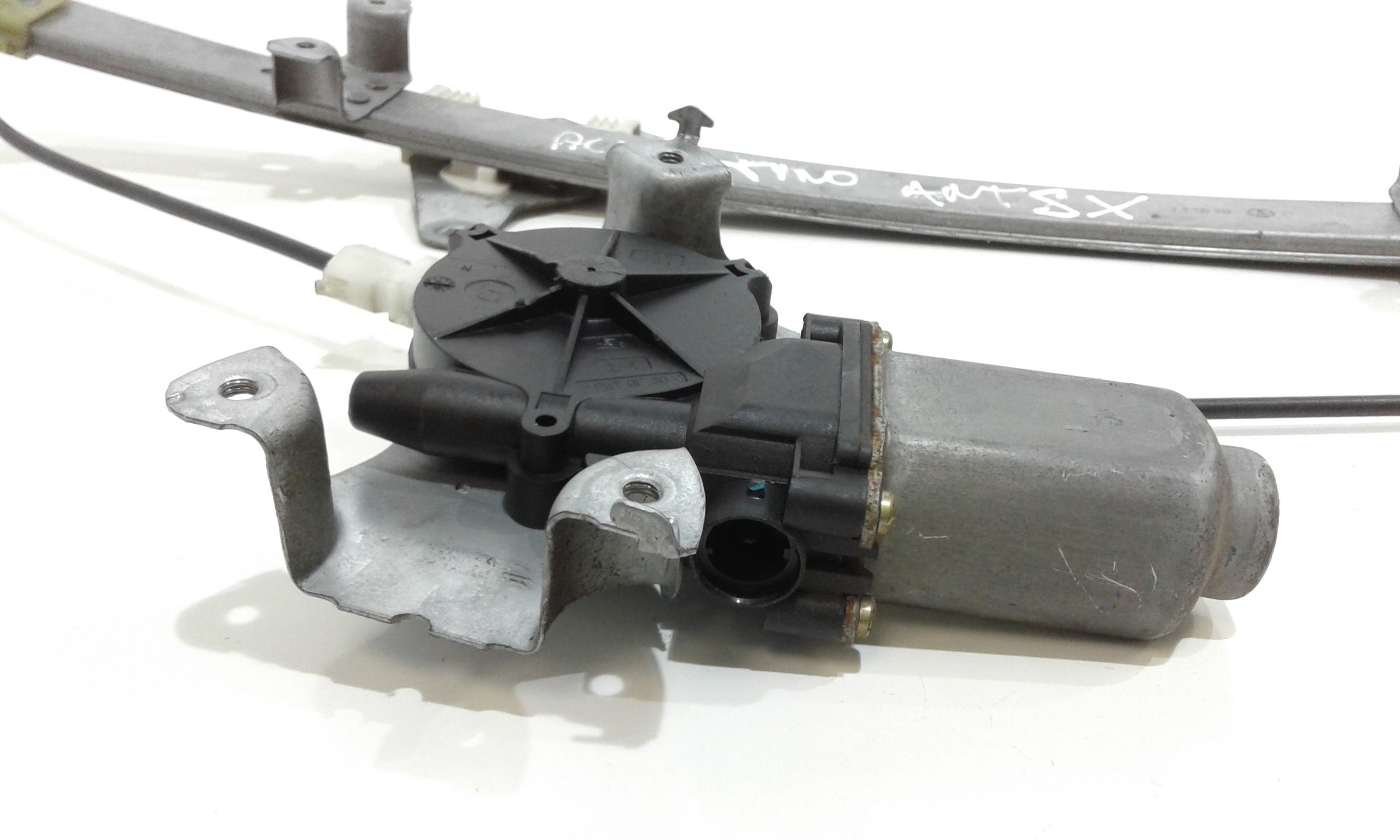 Cremagliera anteriore sinistra Guida NISSAN Almera Tino