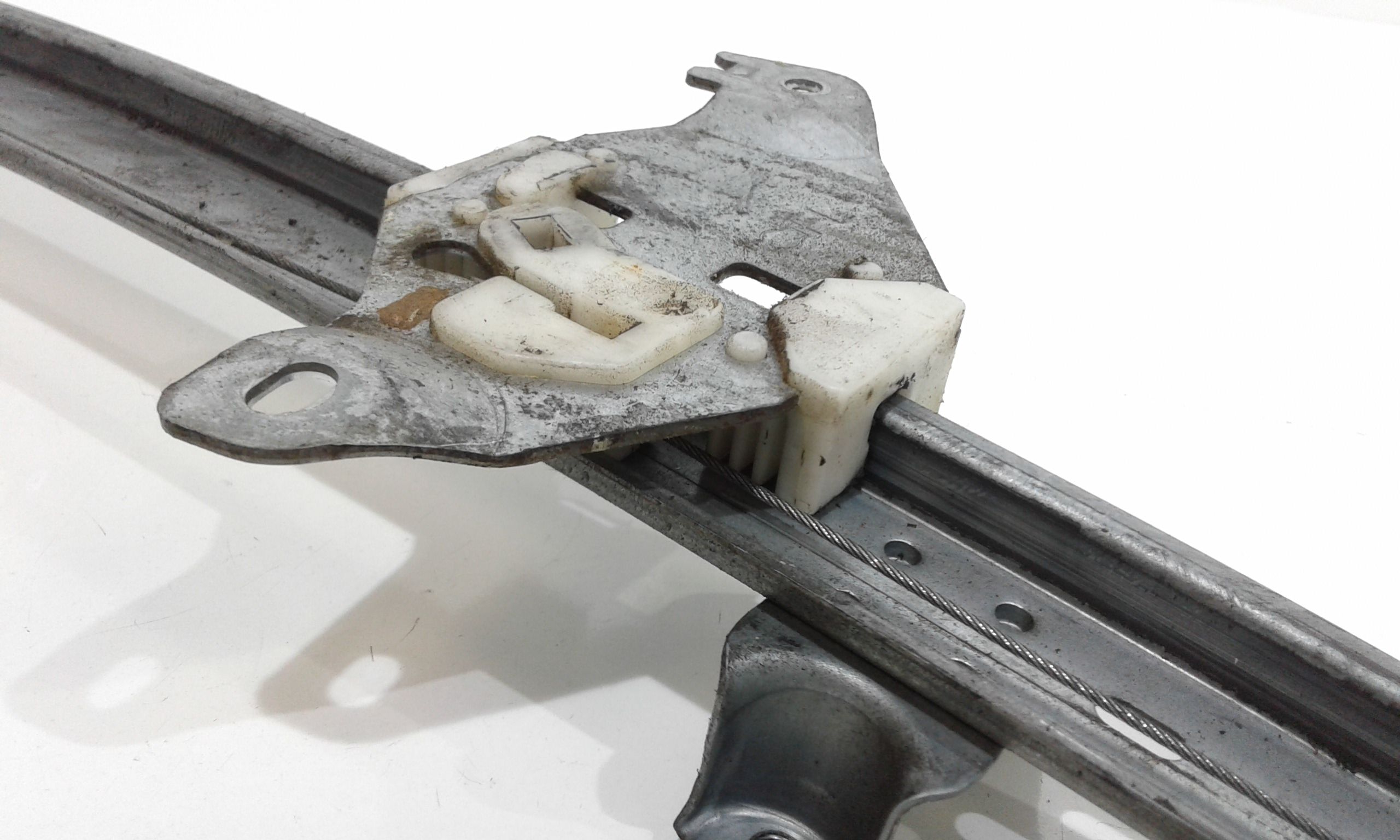 Cremagliera anteriore sinistra Guida NISSAN Almera Tino