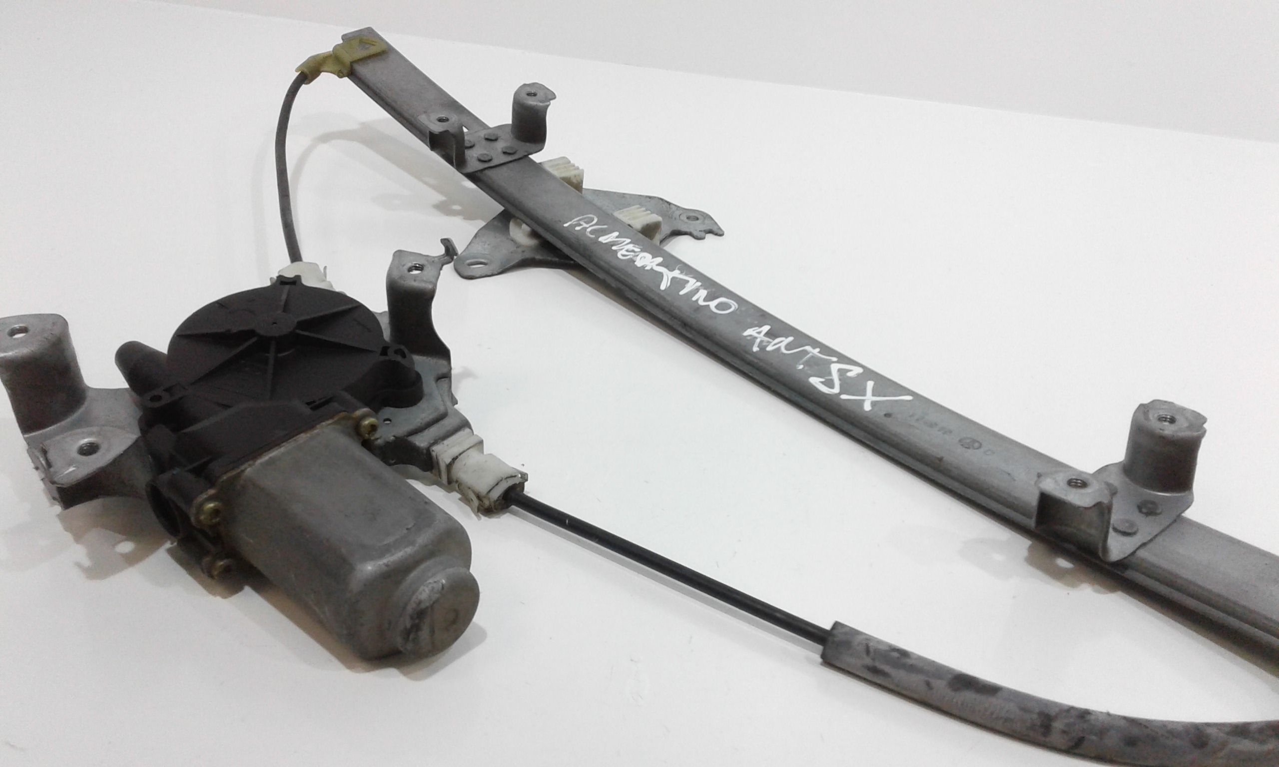 Cremagliera anteriore sinistra Guida NISSAN Almera Tino