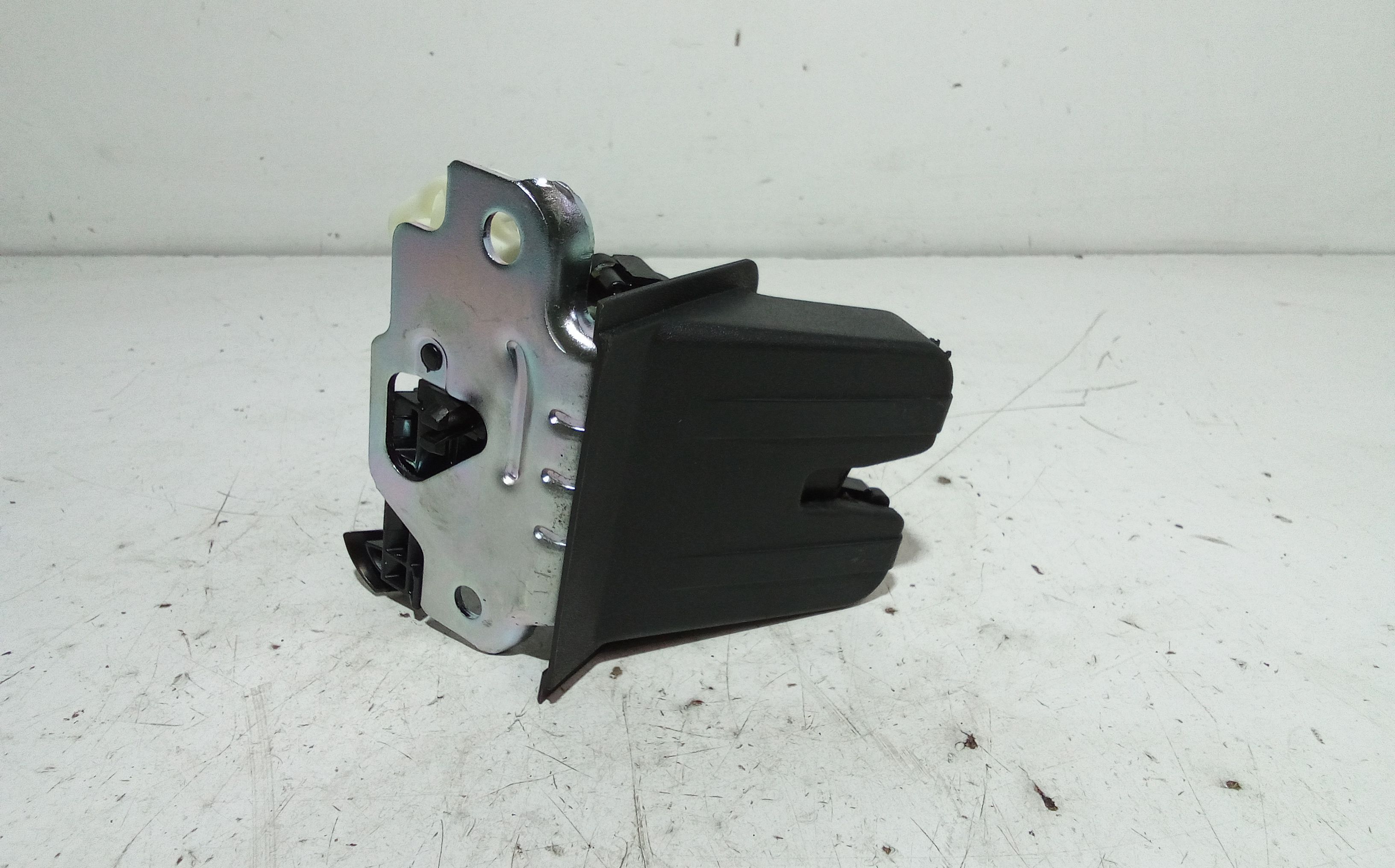 Serratura Cofano Posteriore VOLKSWAGEN Tiguan Serie