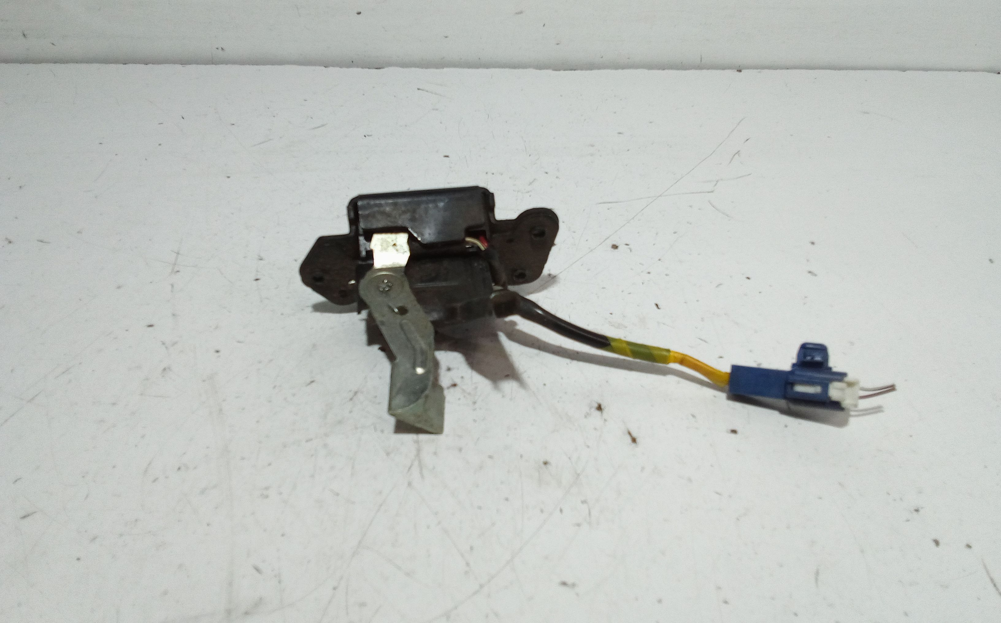 Serratura Cofano Posteriore TOYOTA Yaris Serie (08>11)