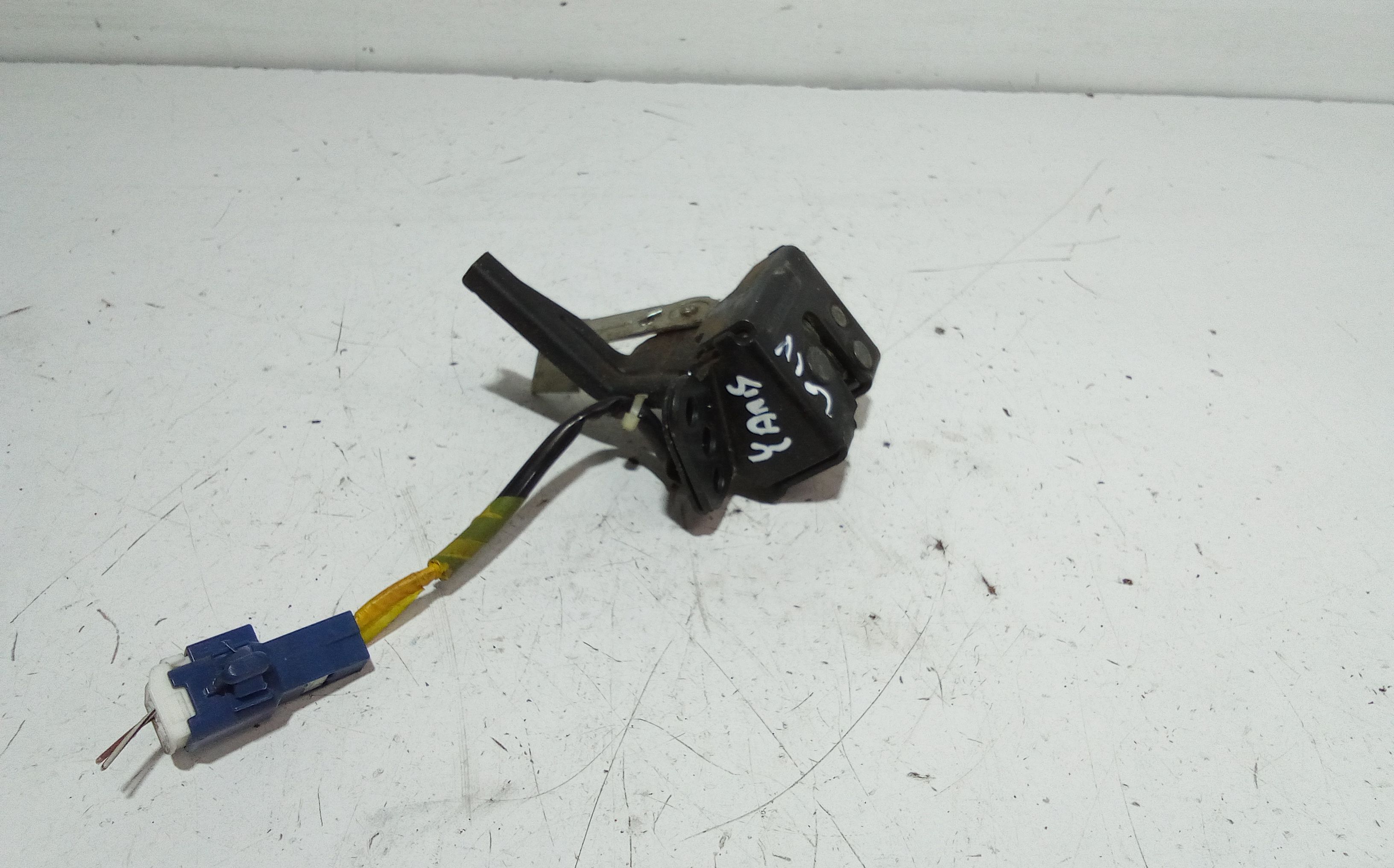 Serratura Cofano Posteriore TOYOTA Yaris Serie (08>11)