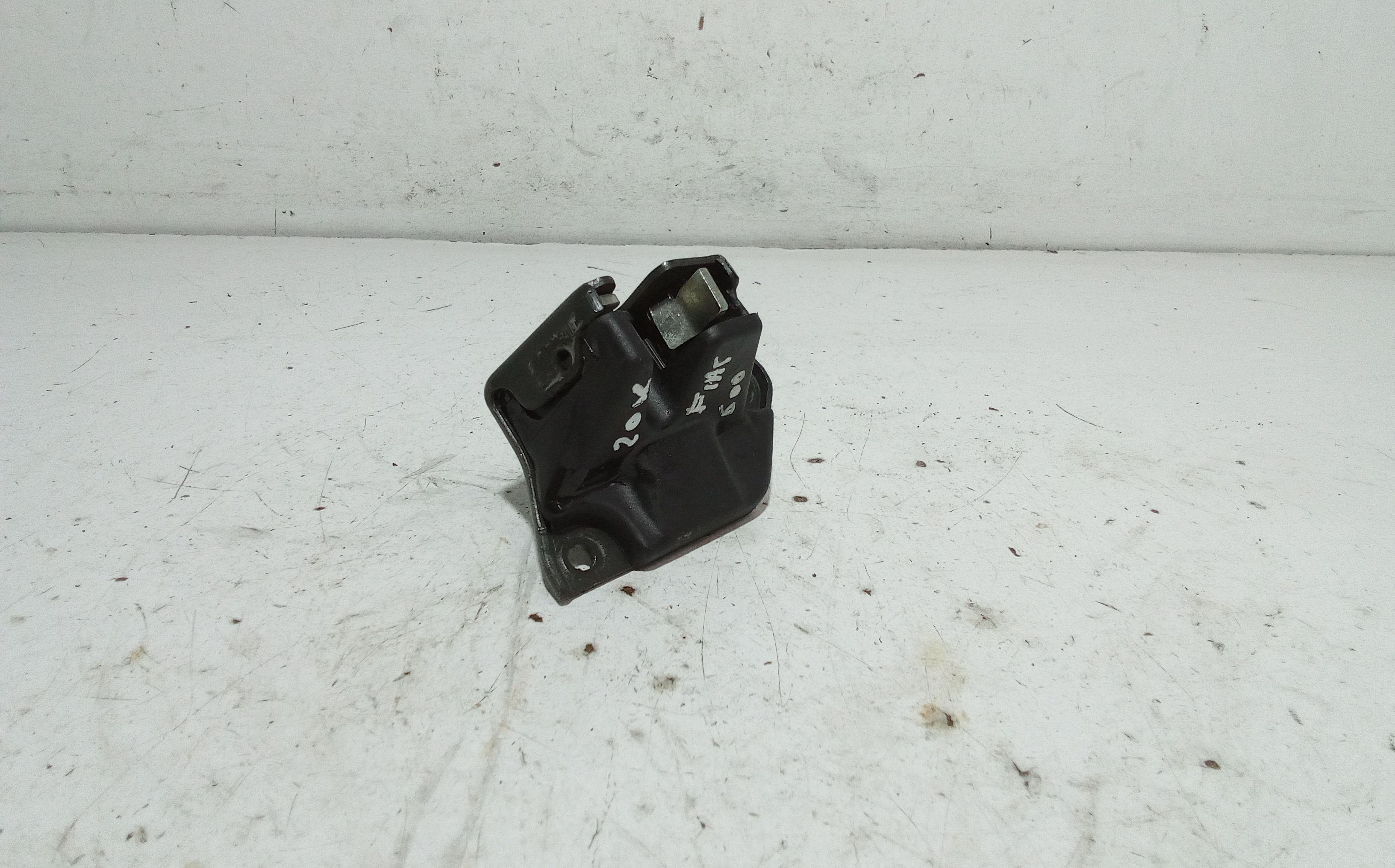 Serratura Cofano Posteriore FIAT Seicento Serie (00>05)