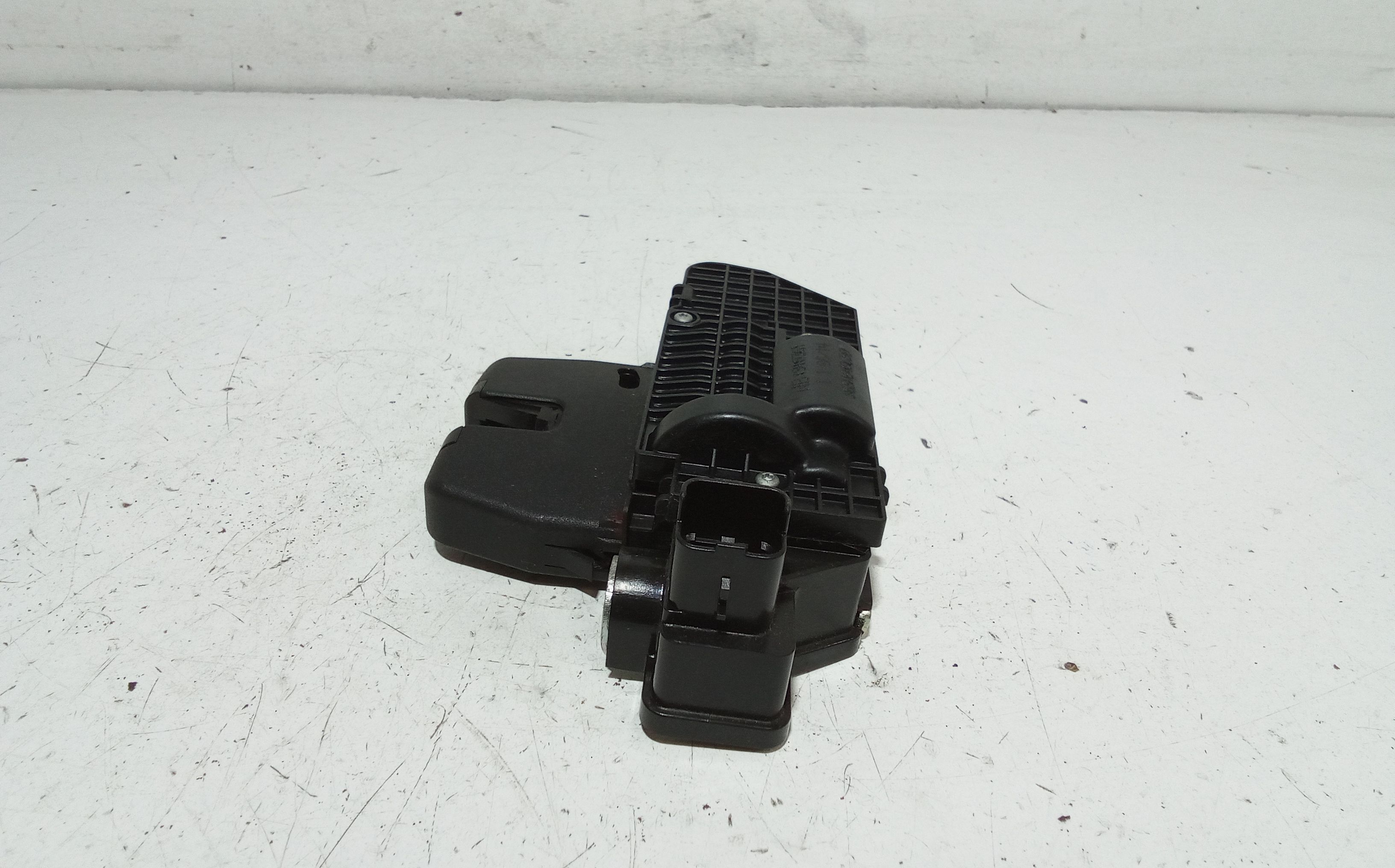 Serratura Cofano Posteriore PEUGEOT 208 Serie (12>19)