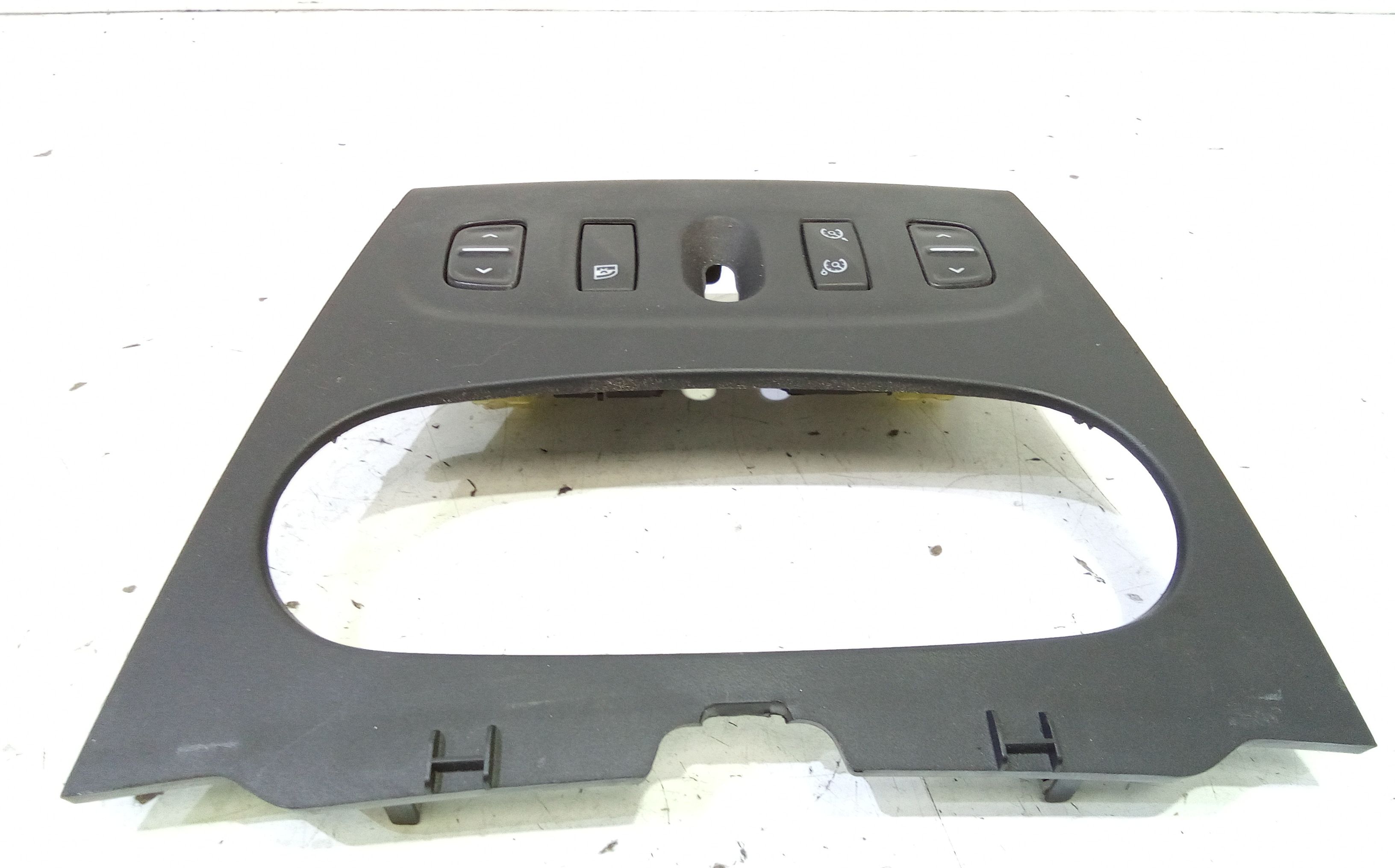 Pulsantiera alzavetri centrale DACIA Duster 1 Serie