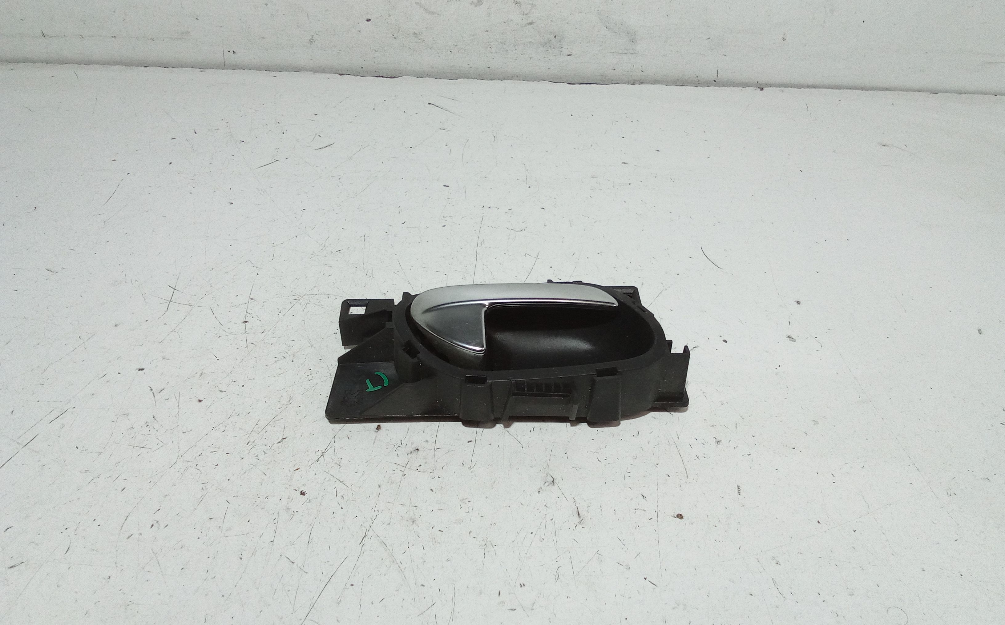 Maniglia interna Posteriore Destra PEUGEOT 208 Serie (12>19)