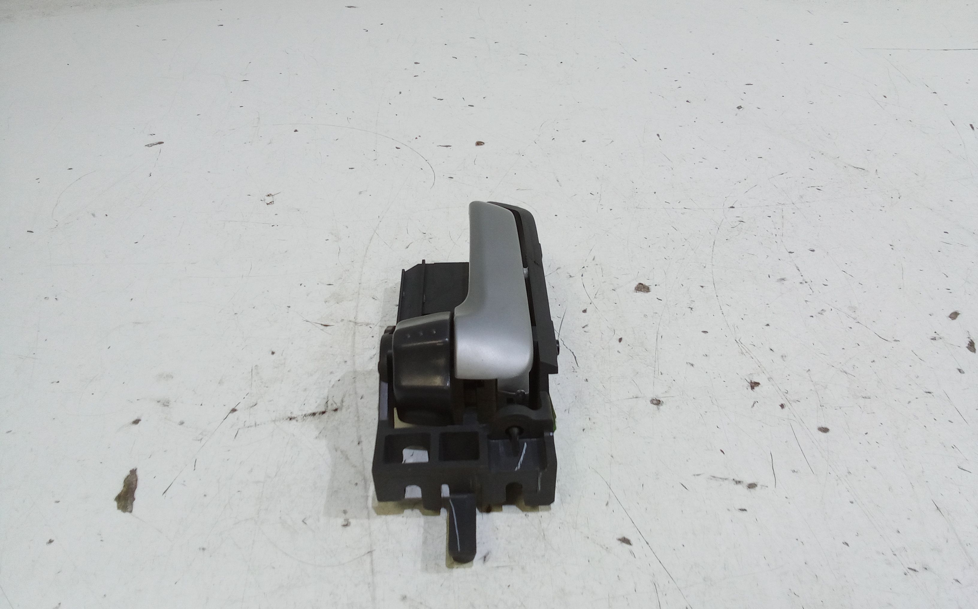 Maniglia interna Posteriore Sinistra NISSAN Pixo 1 Serie