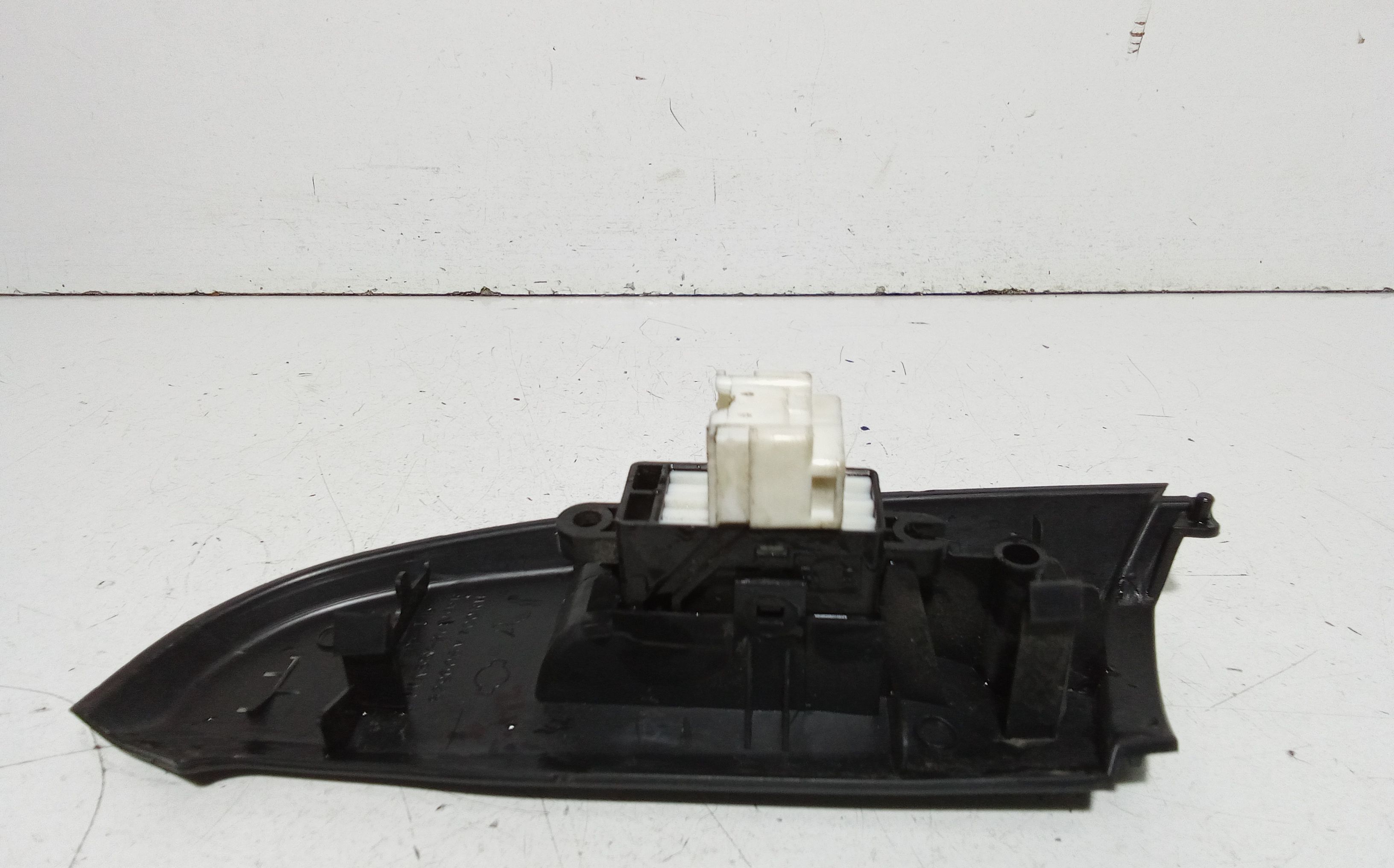 Pulsantiera Posteriore Destra NISSAN Almera 3 Serie