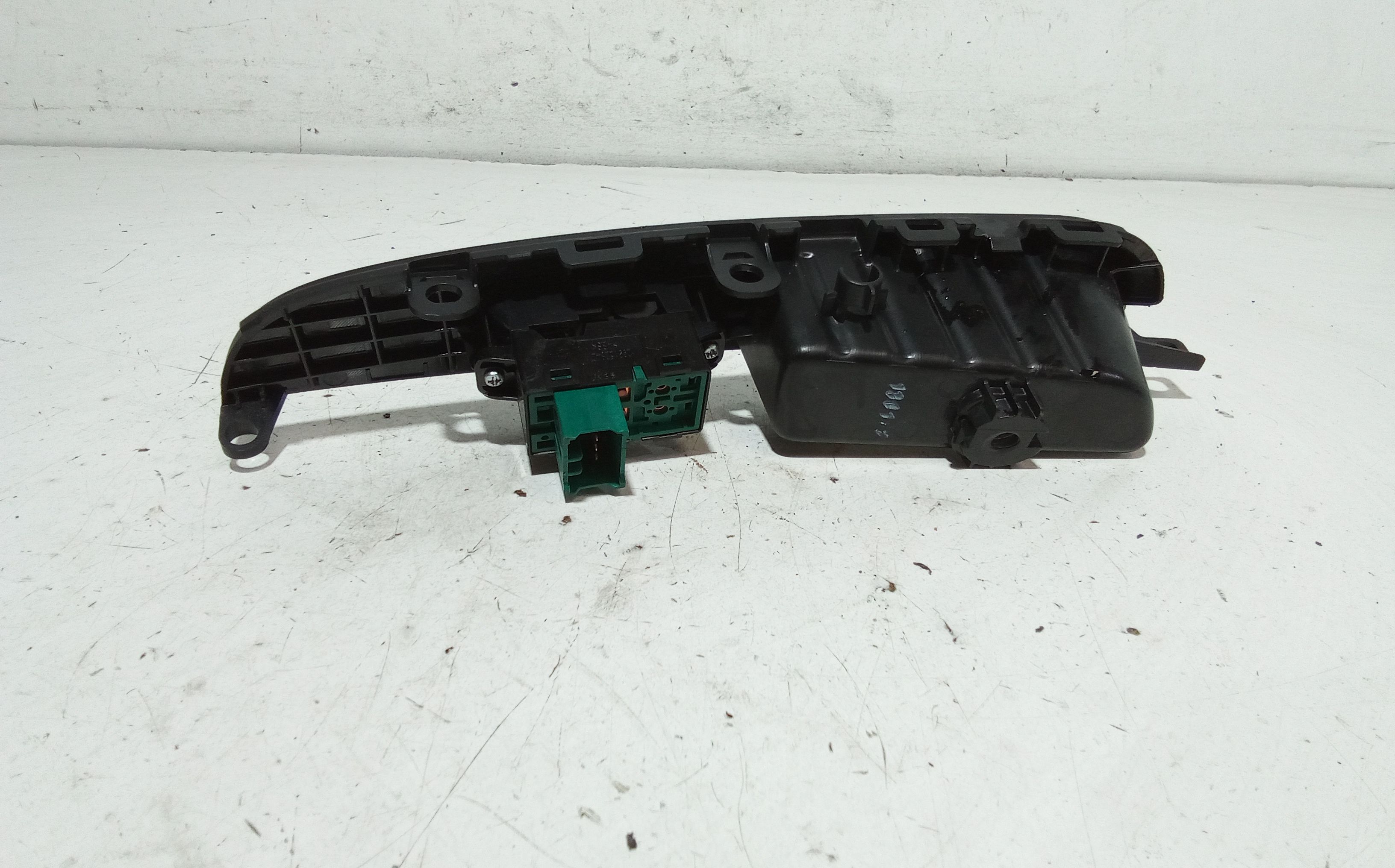 Pulsantiera Posteriore Destra HYUNDAI i10 2 Serie