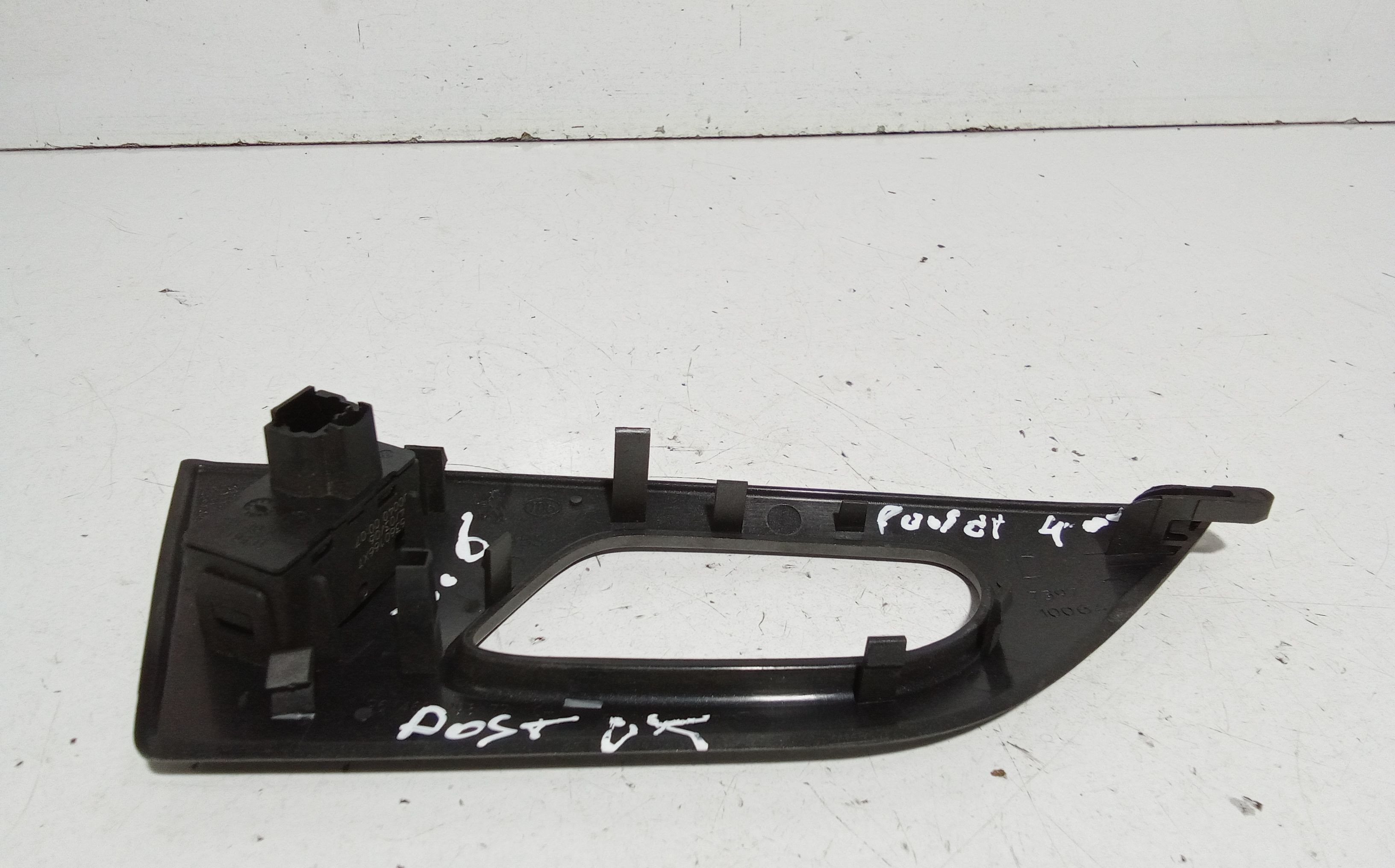 Pulsantiera Posteriore Destra PEUGEOT 407 Berlina