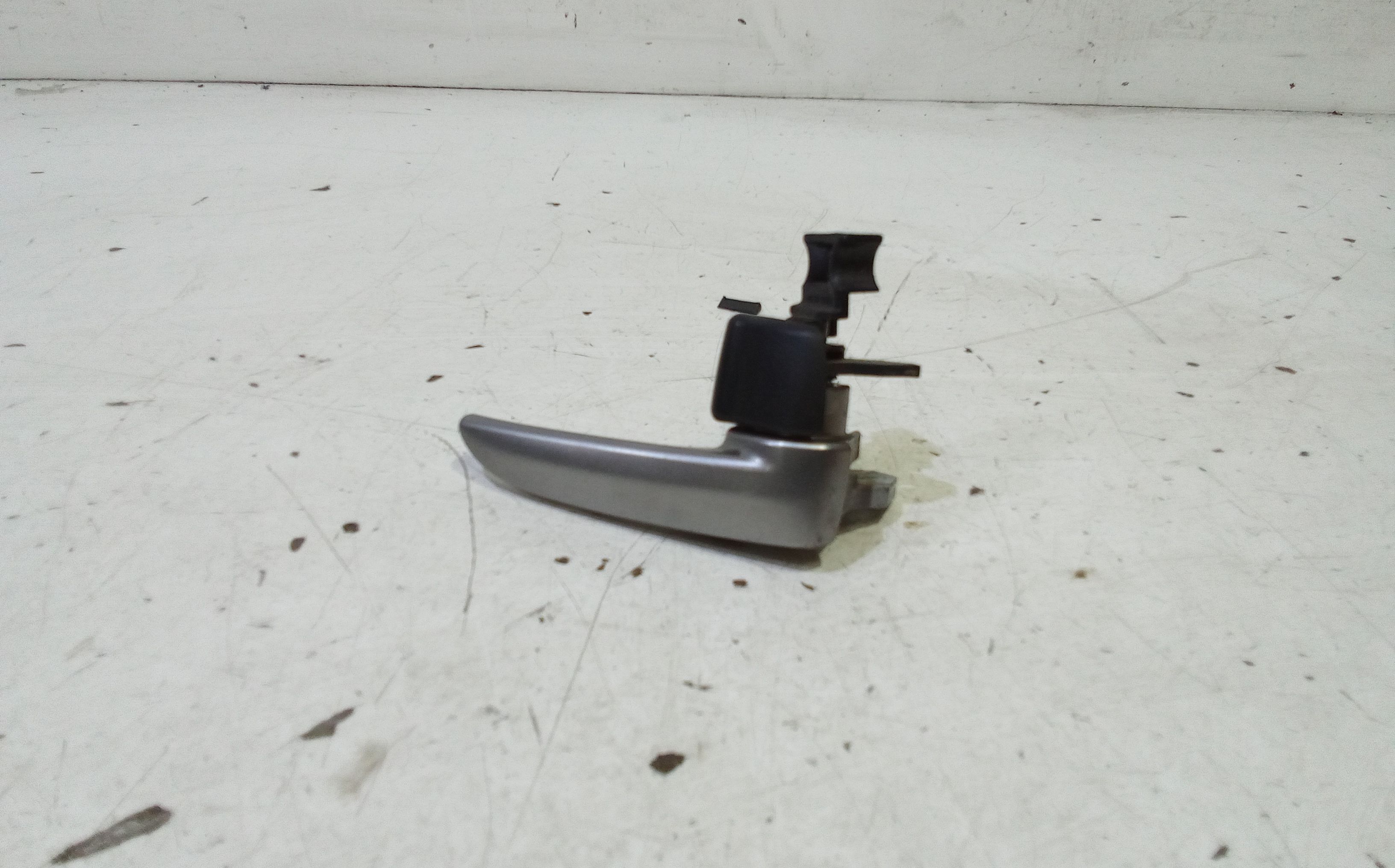 Maniglia interna Anteriore Destra MAZDA 3 Berlina Serie (03>09)