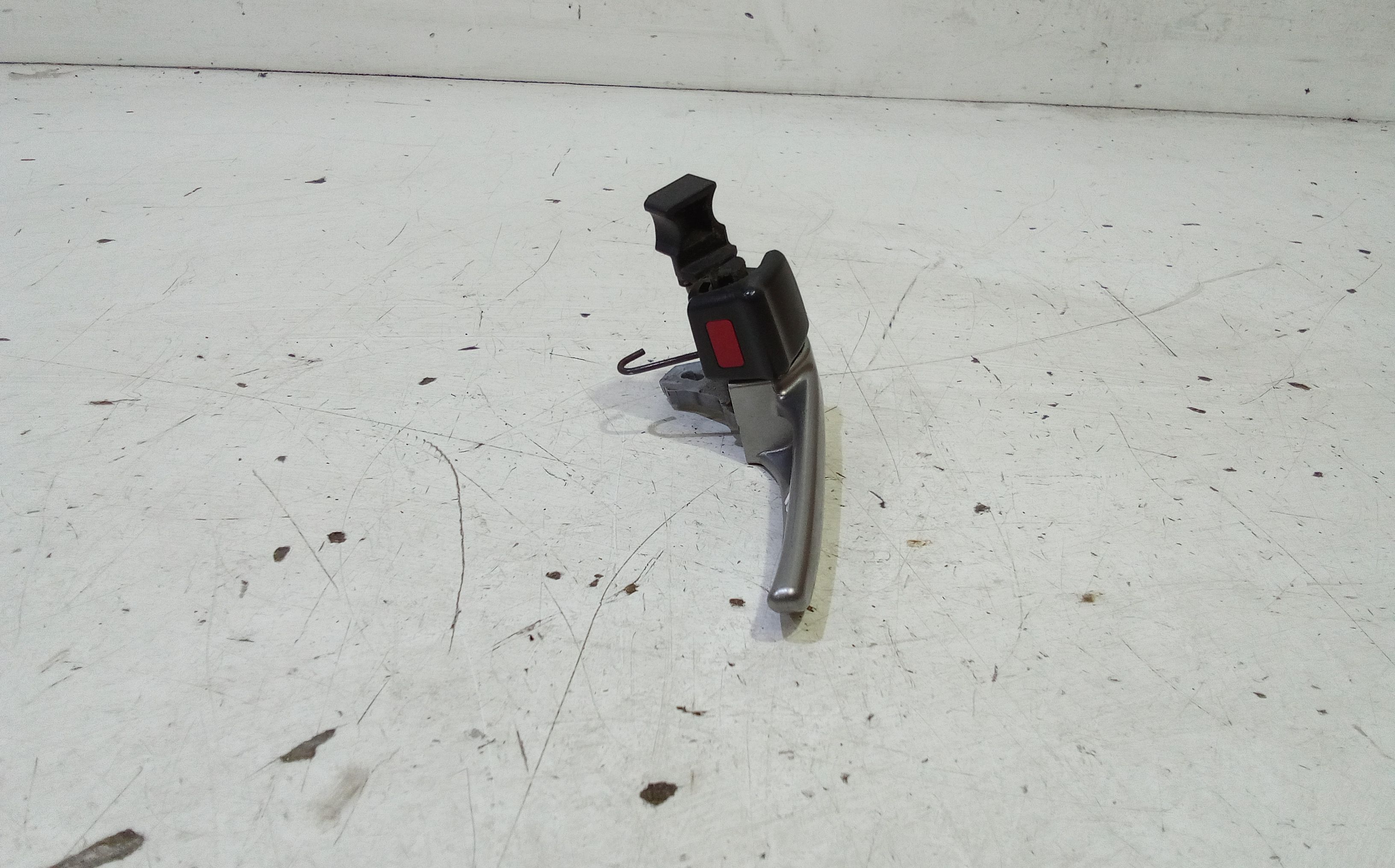 Maniglia interna Anteriore Destra MAZDA 3 Berlina Serie (03>09)