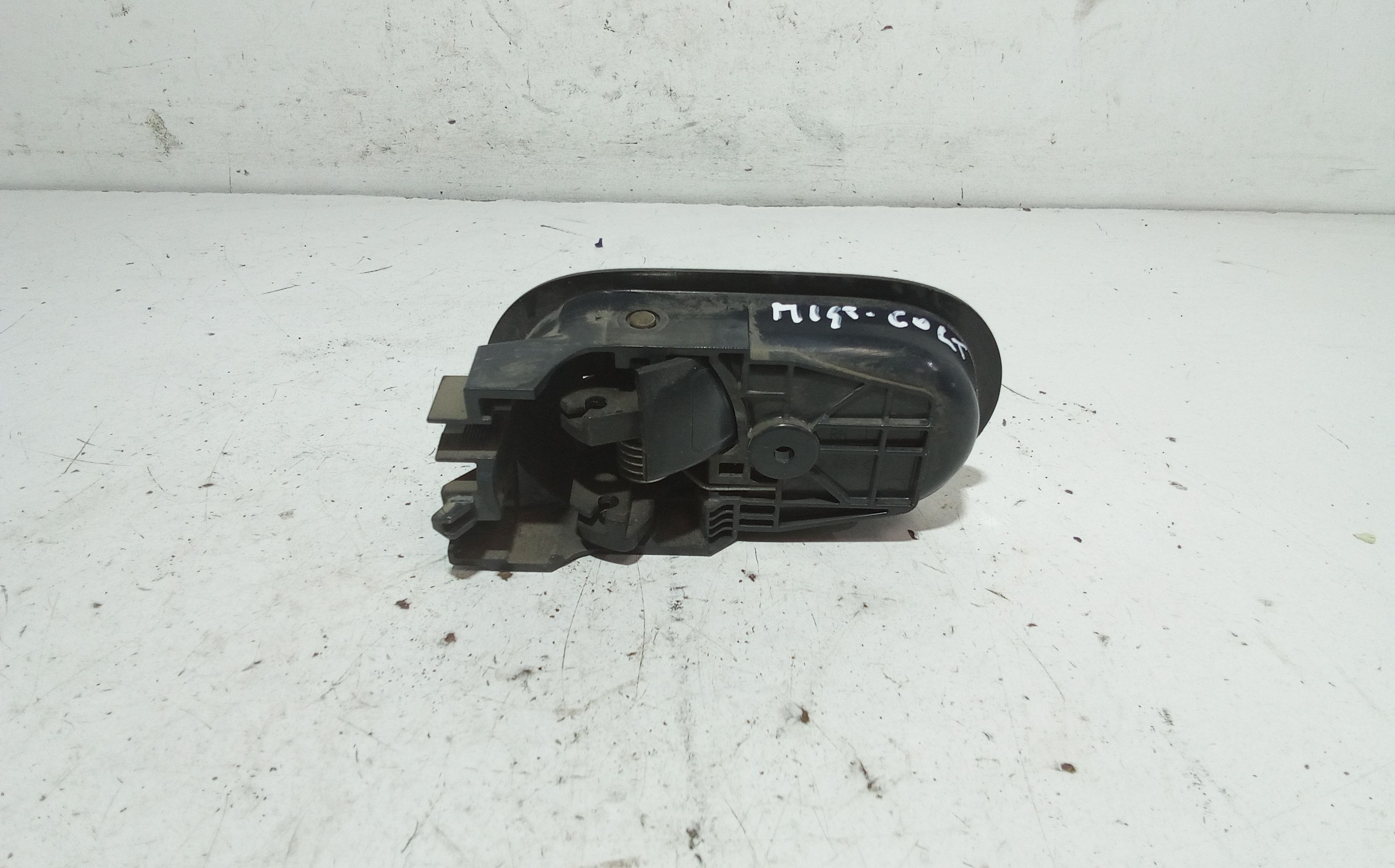 Maniglia interna Anteriore Destra MITSUBISHI Colt Serie 5P (Z) (06>12)