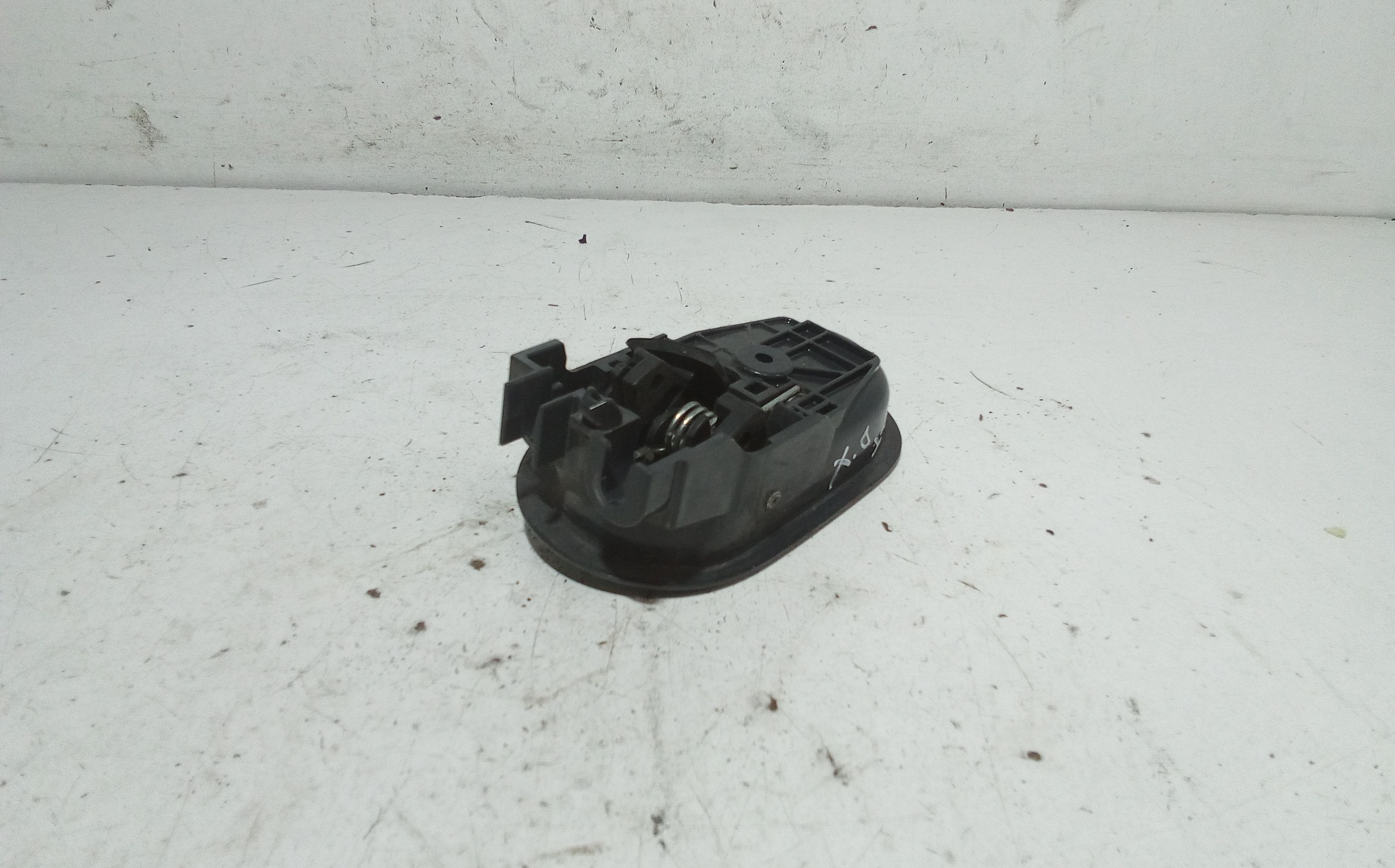 Maniglia interna Anteriore Destra MITSUBISHI Colt Serie 5P (Z) (06>12)