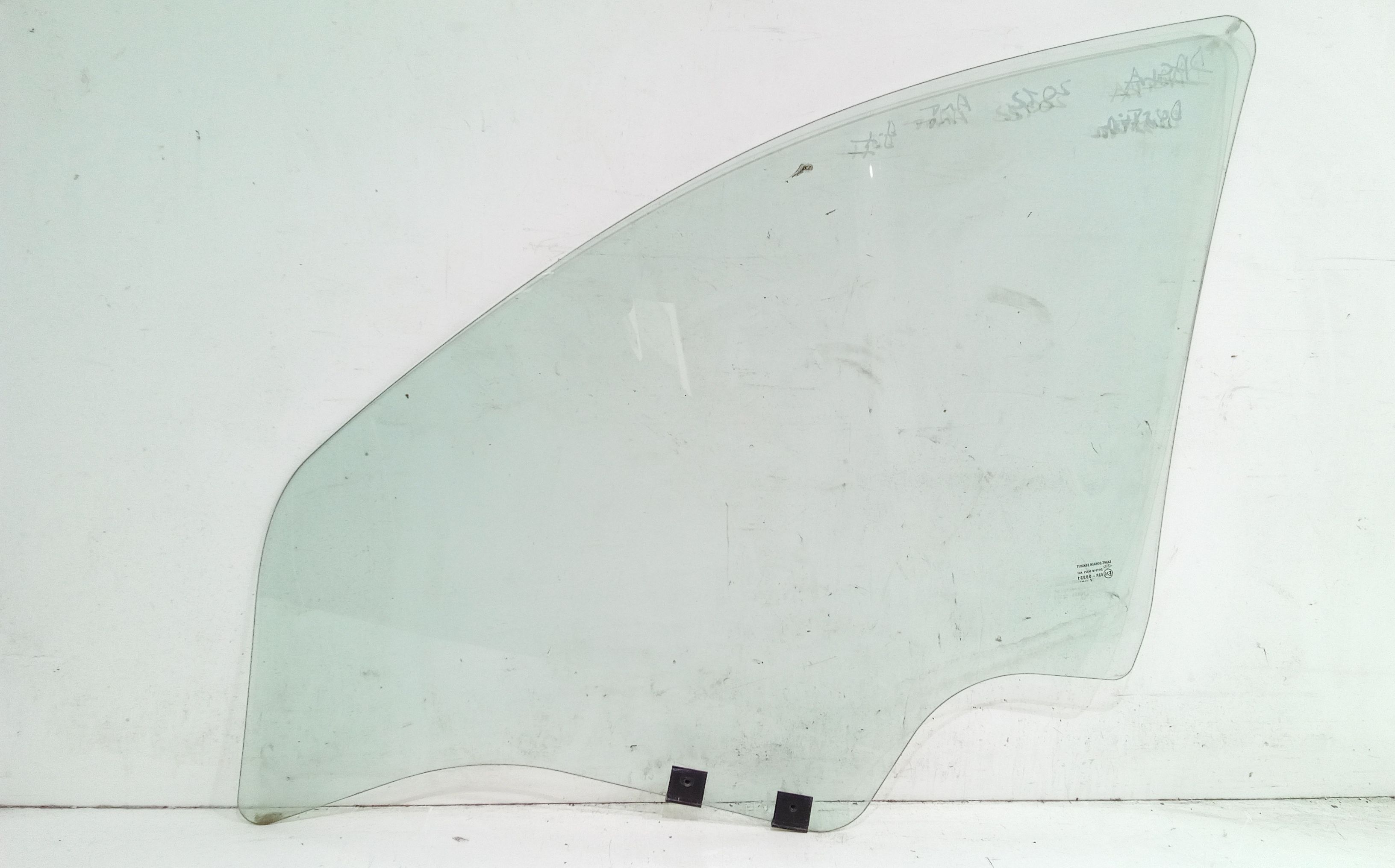 Vetro scendente anteriore destro DACIA Duster 1 Serie