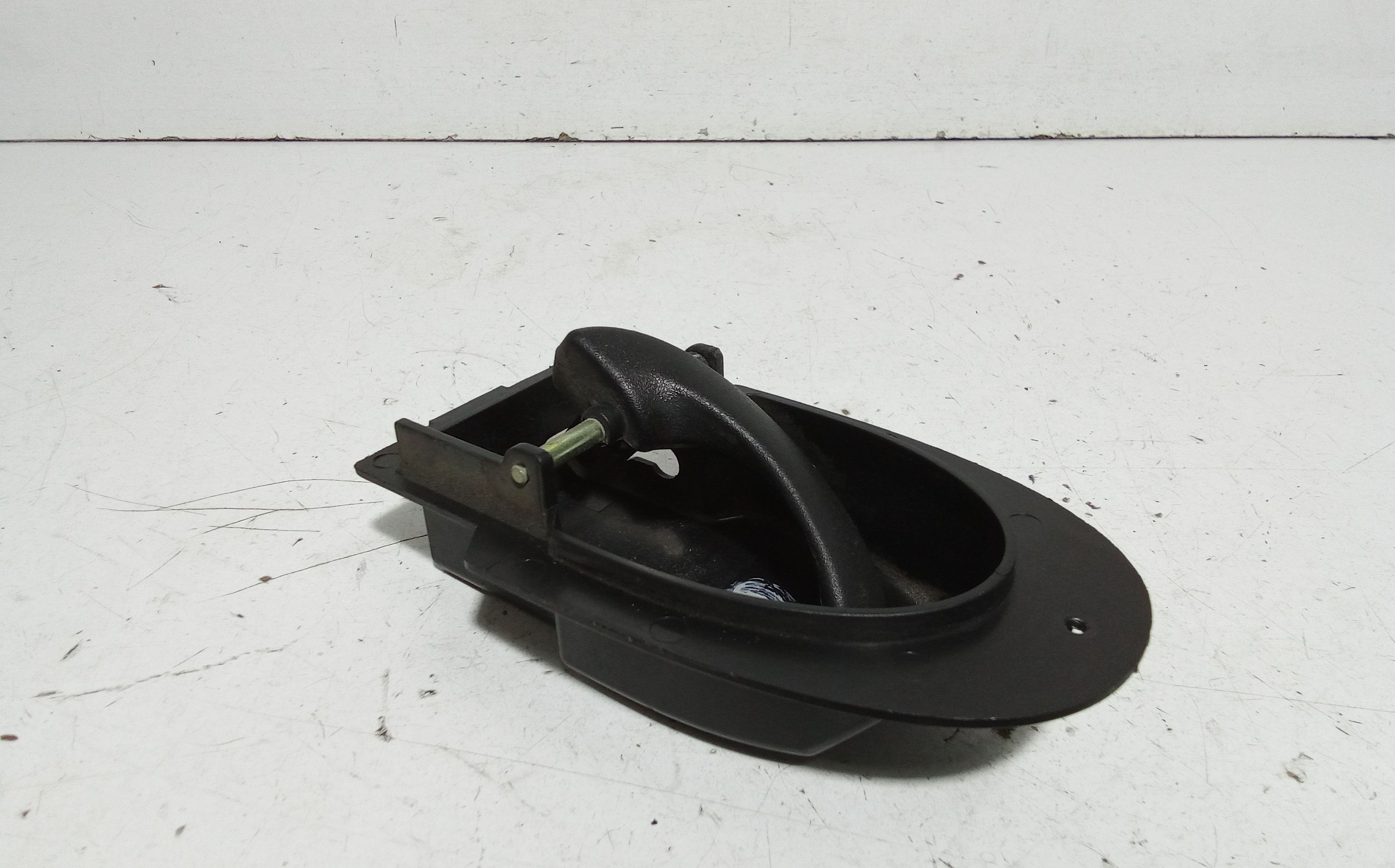 Maniglia interna anteriore Sinistra MAHINDRA GOA Serie