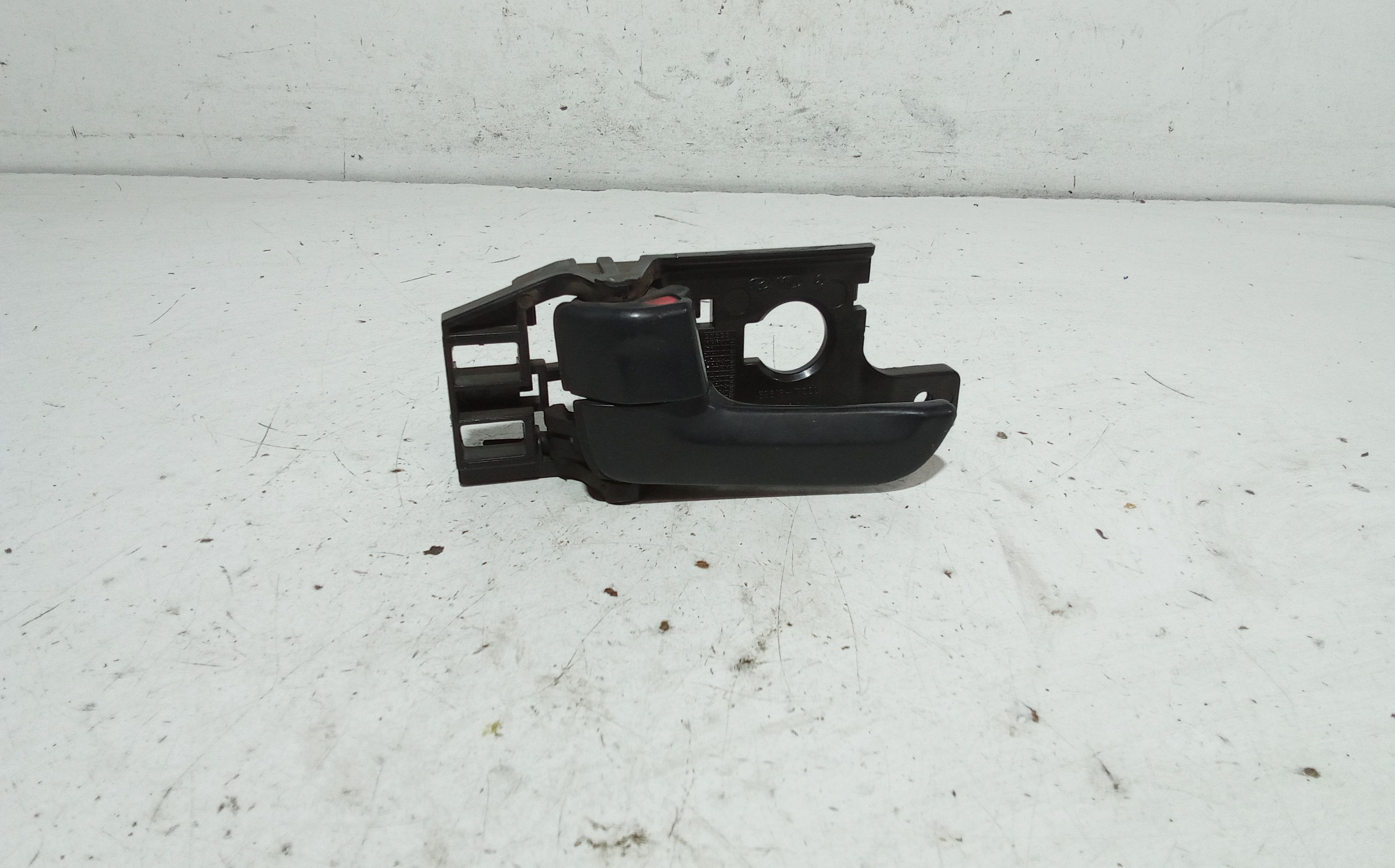 Maniglia interna anteriore Sinistra KIA Sportage Serie (04>10)