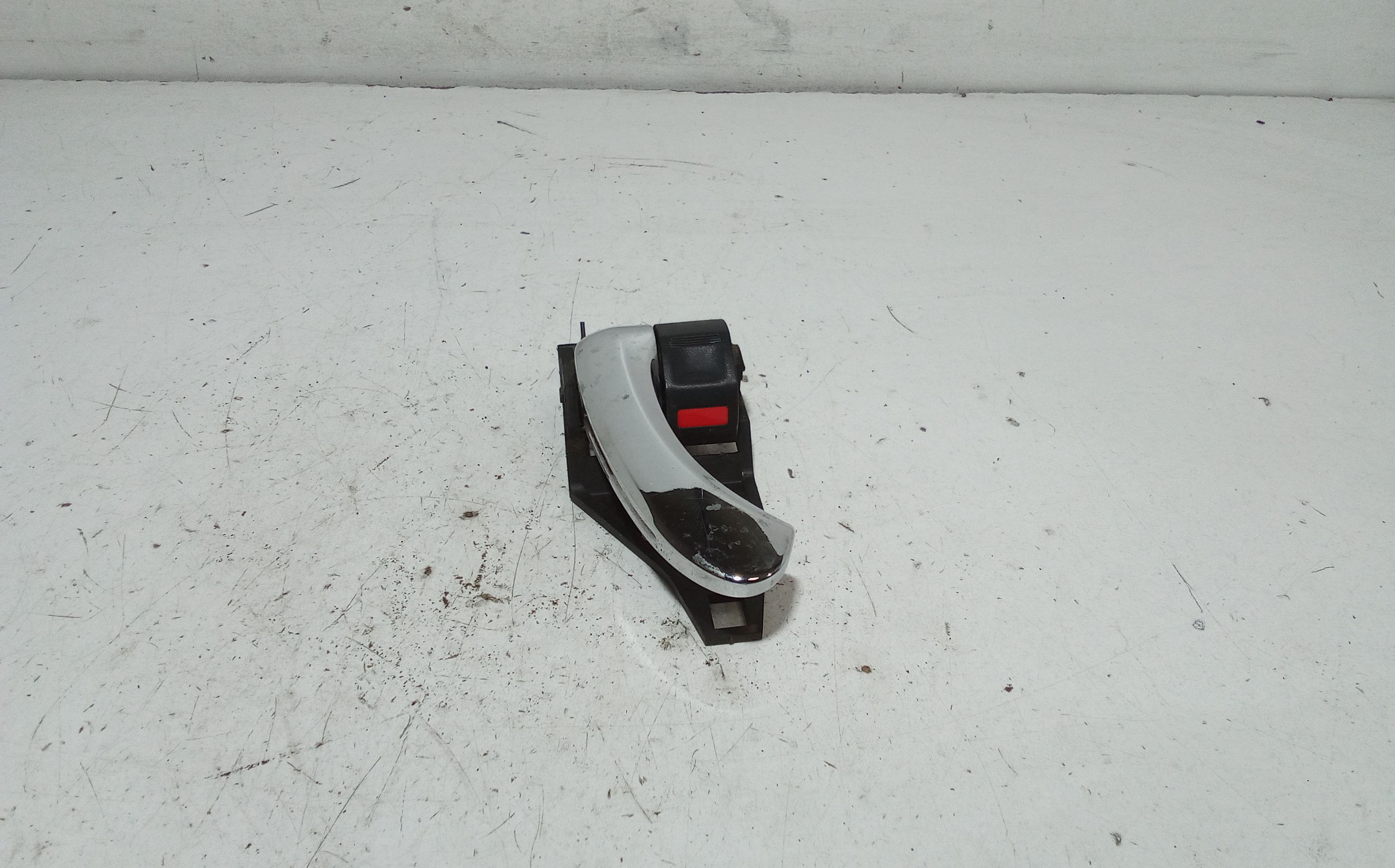 Maniglia interna anteriore Sinistra TOYOTA Rav4 4 Serie