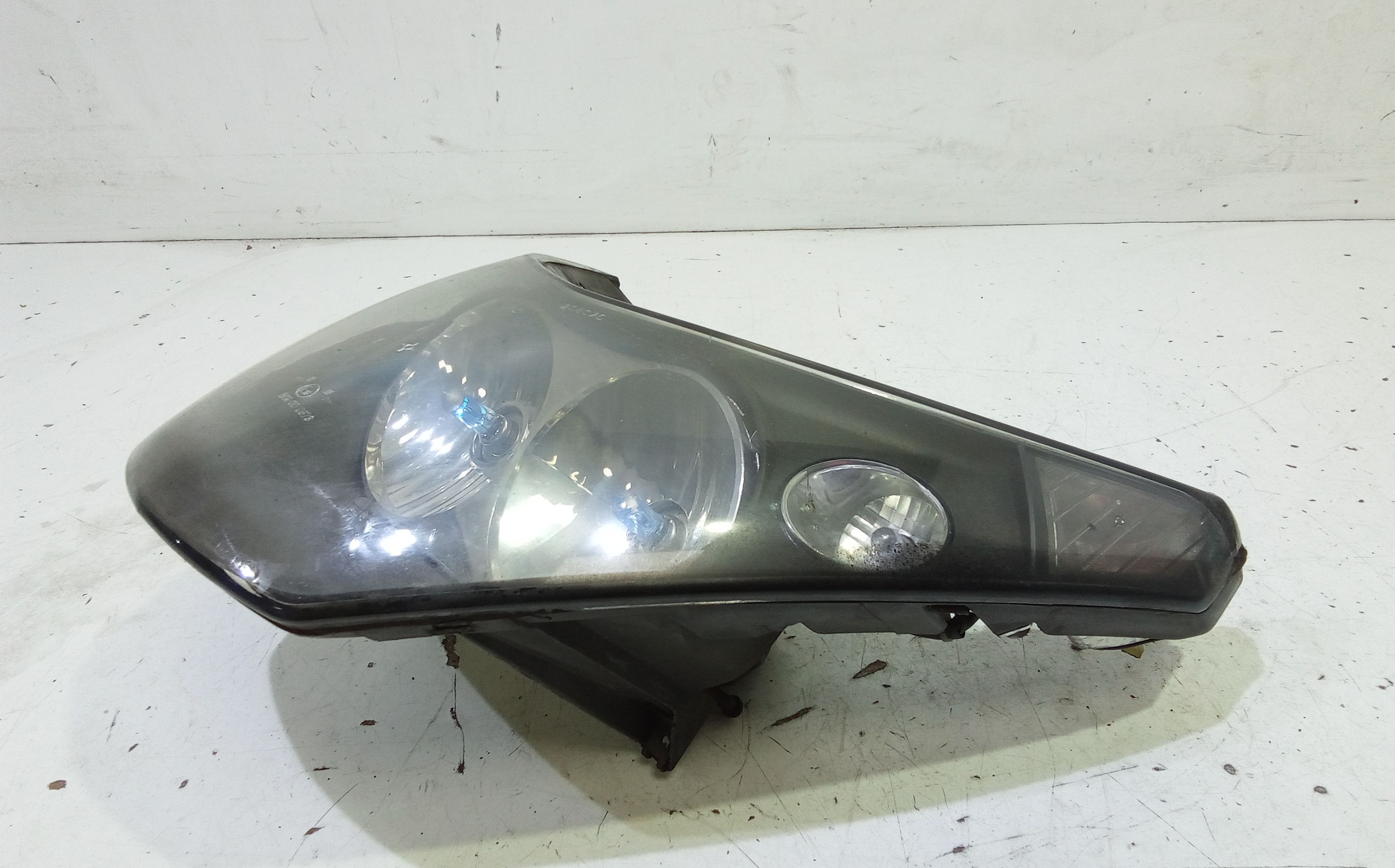 Faro anteriore PIAGGIO Beverly 250cc ie