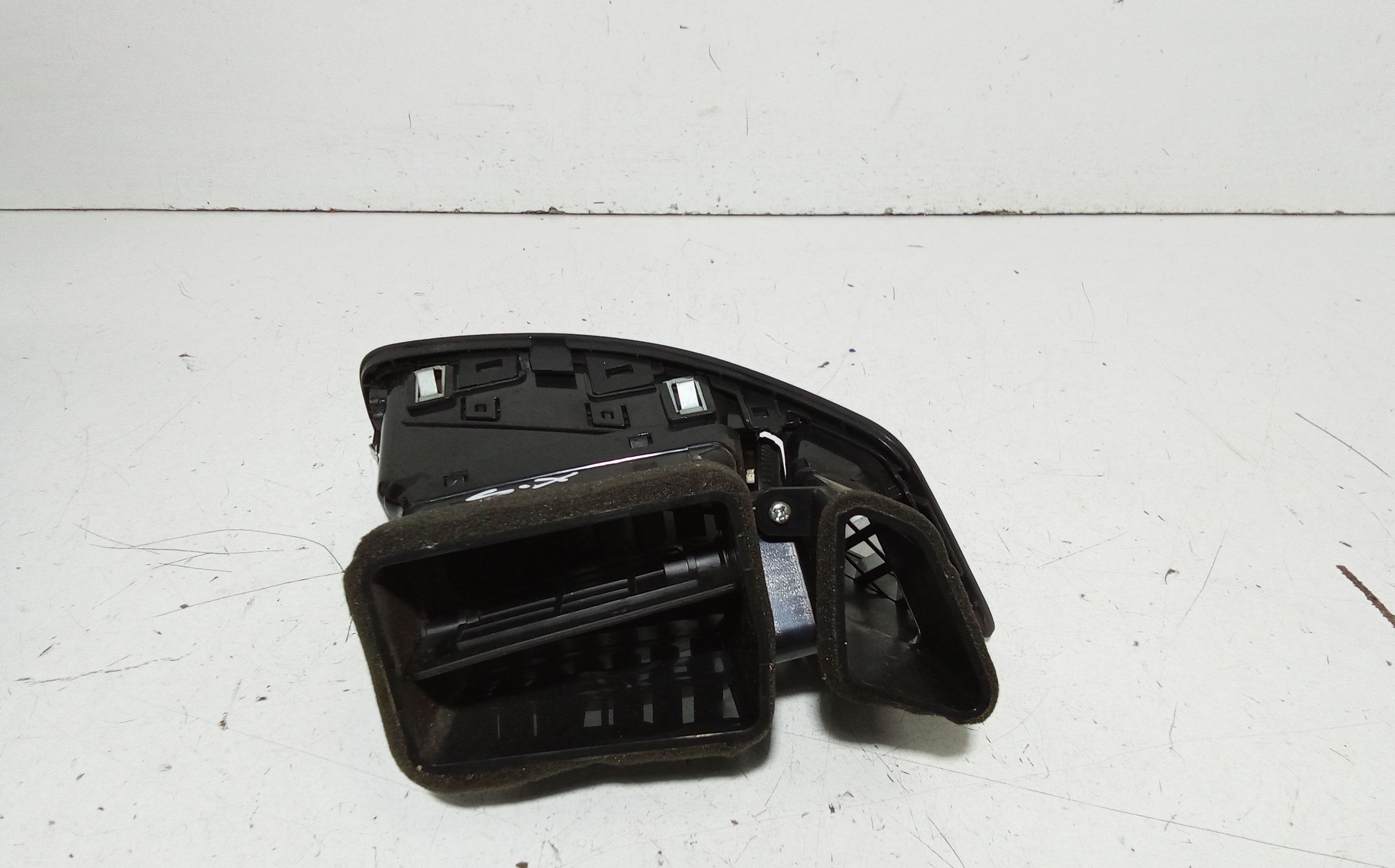 Bocchetta aria cruscotto lato guida KIA Cee d 1 Serie