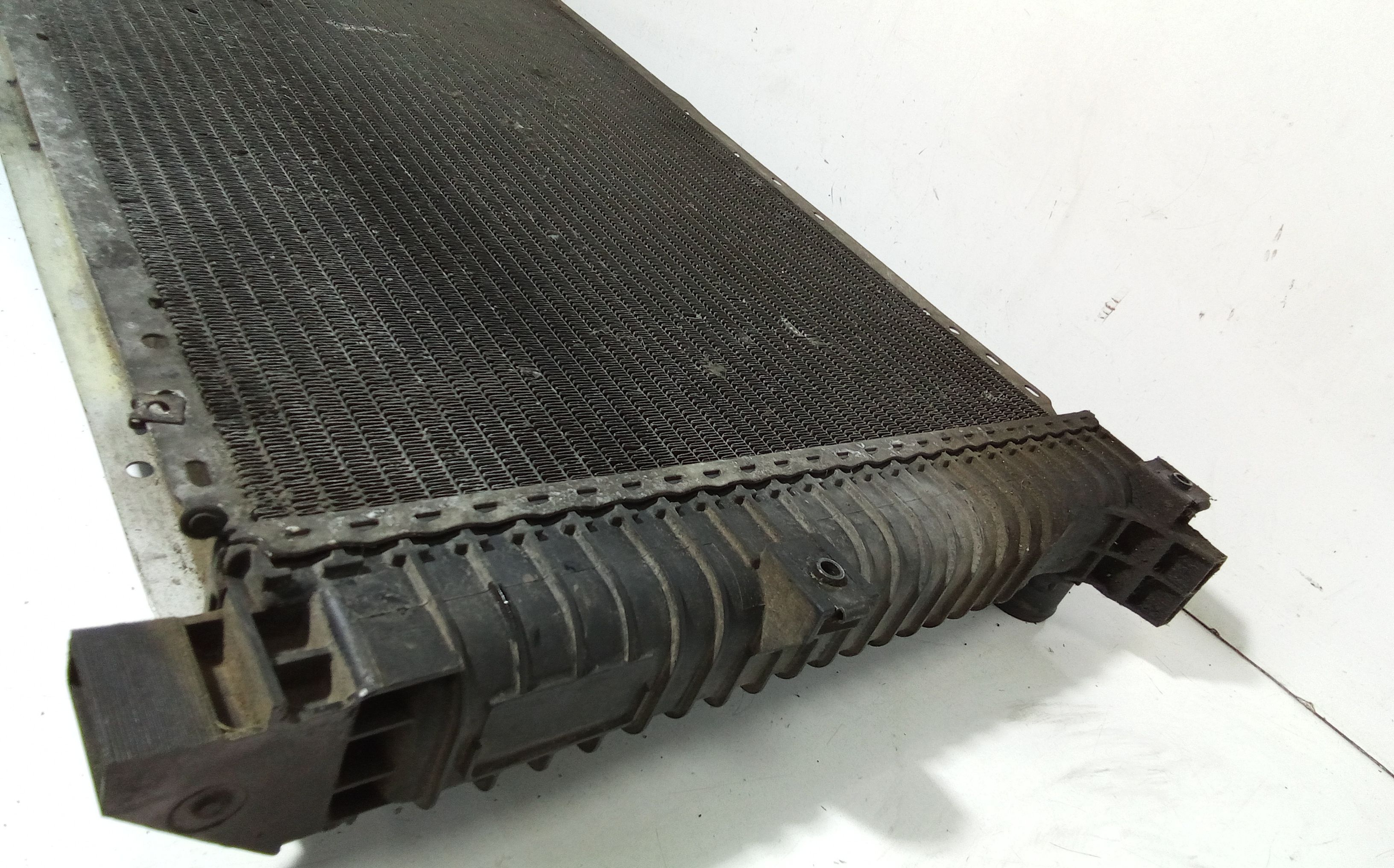 Radiatore acqua MERCEDES Sprinter 1 Serie