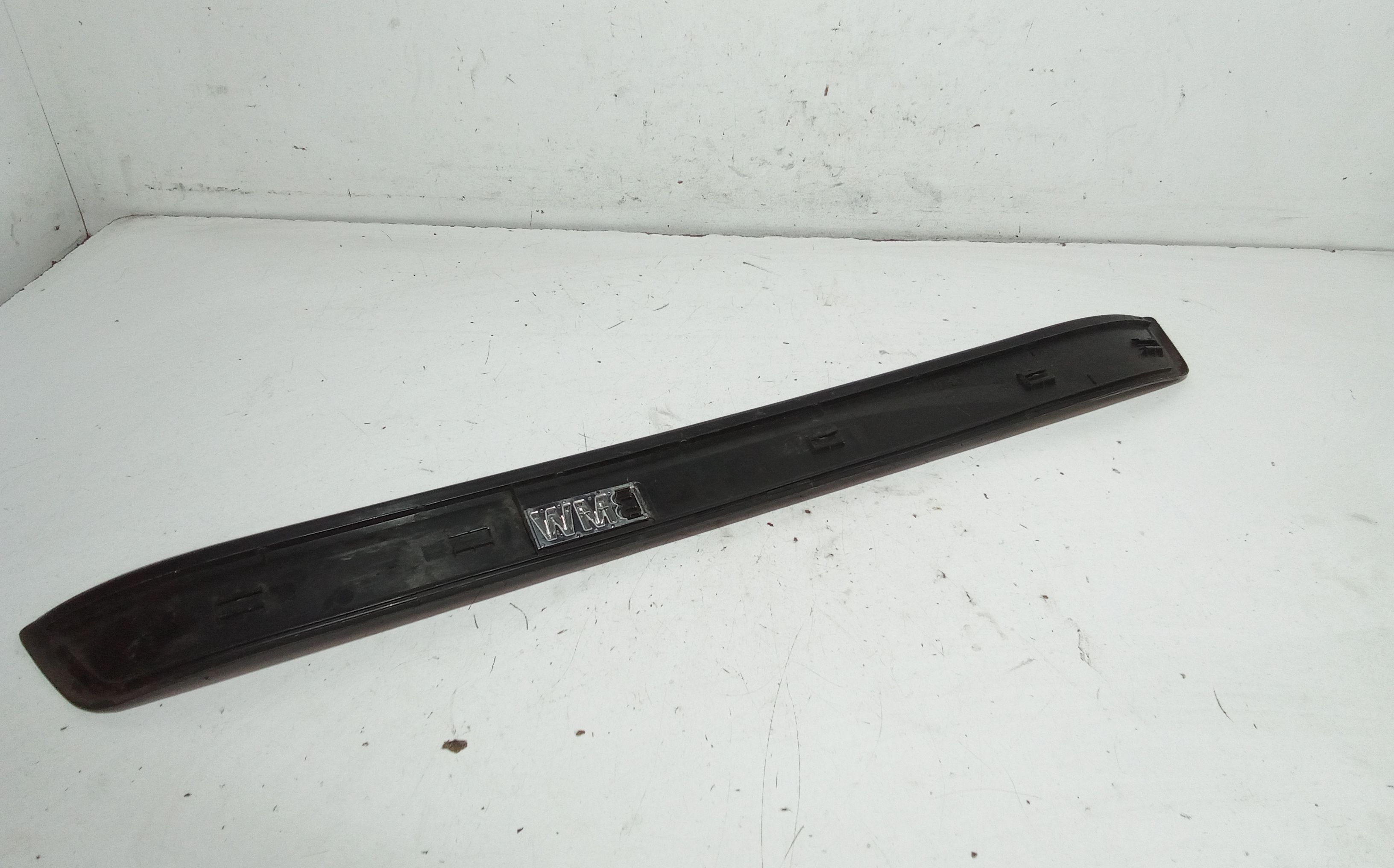 Batticalcagno Anteriore Destro BMW Serie 3 E90 Berlina