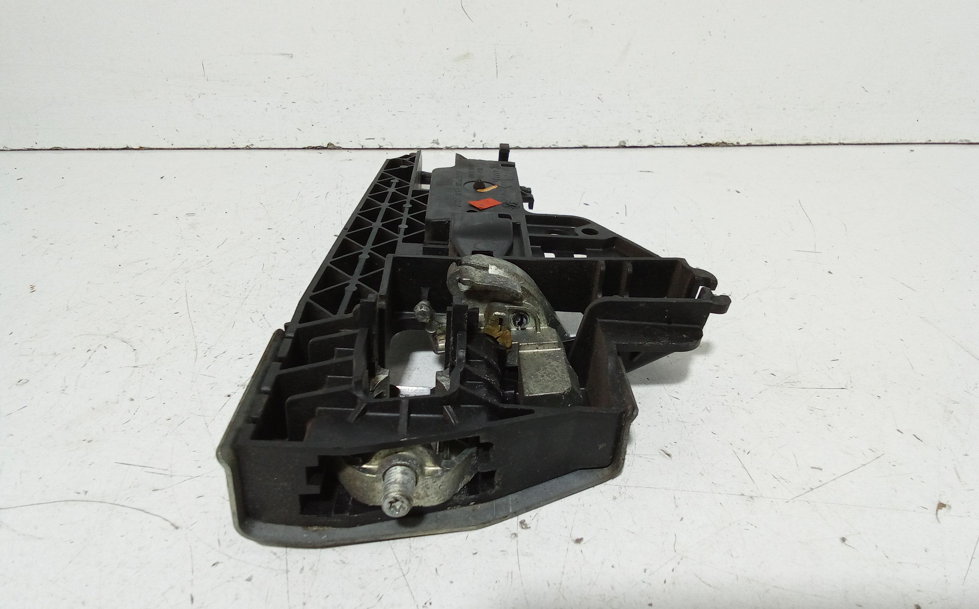 Supporto maniglia anteriore sinistra AUDI A4 Avant (8K5) (08>15)