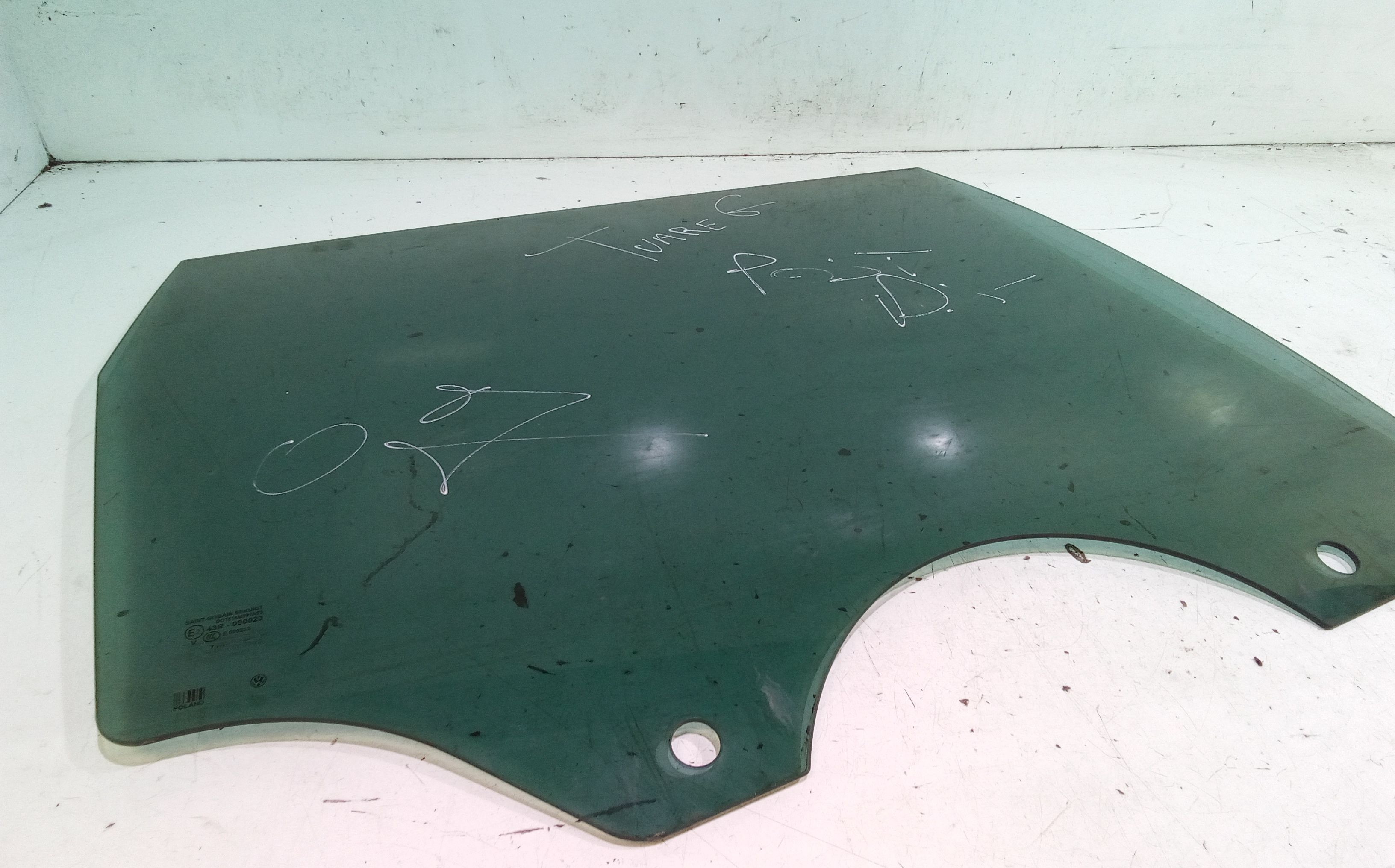 Vetro scendente posteriore destro VOLKSWAGEN Touareg 1 Serie