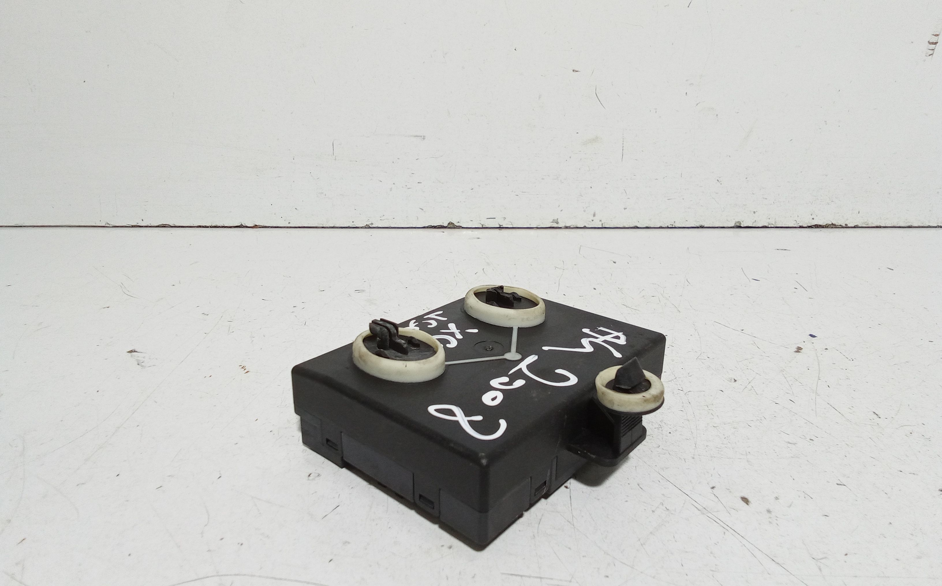 Centralina porta posteriore dx AUDI A4 Avant (8K5) (08>15)