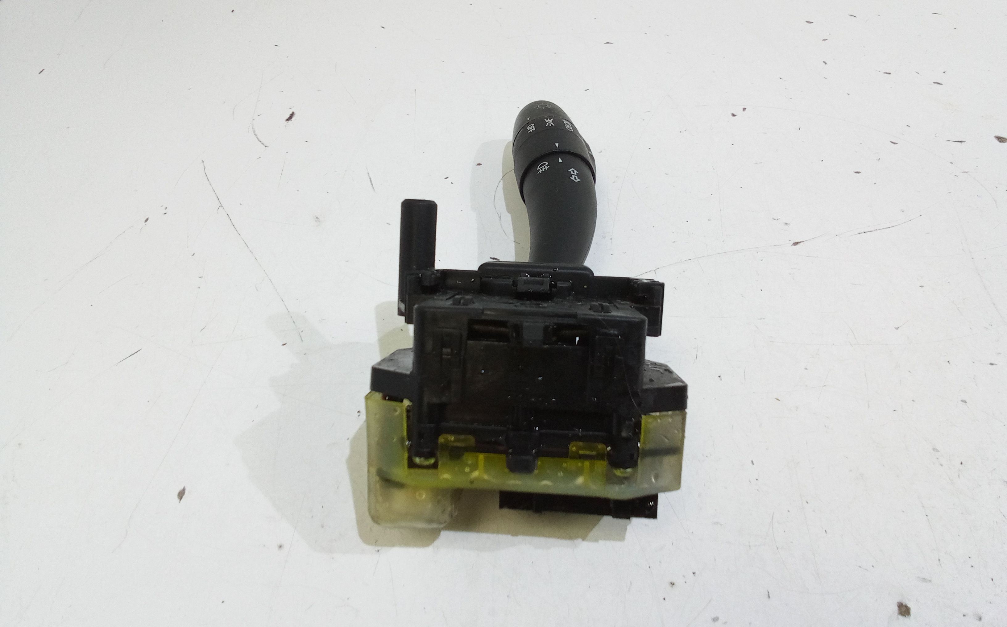 Devioluci sinistro KIA Cee d 1 Serie