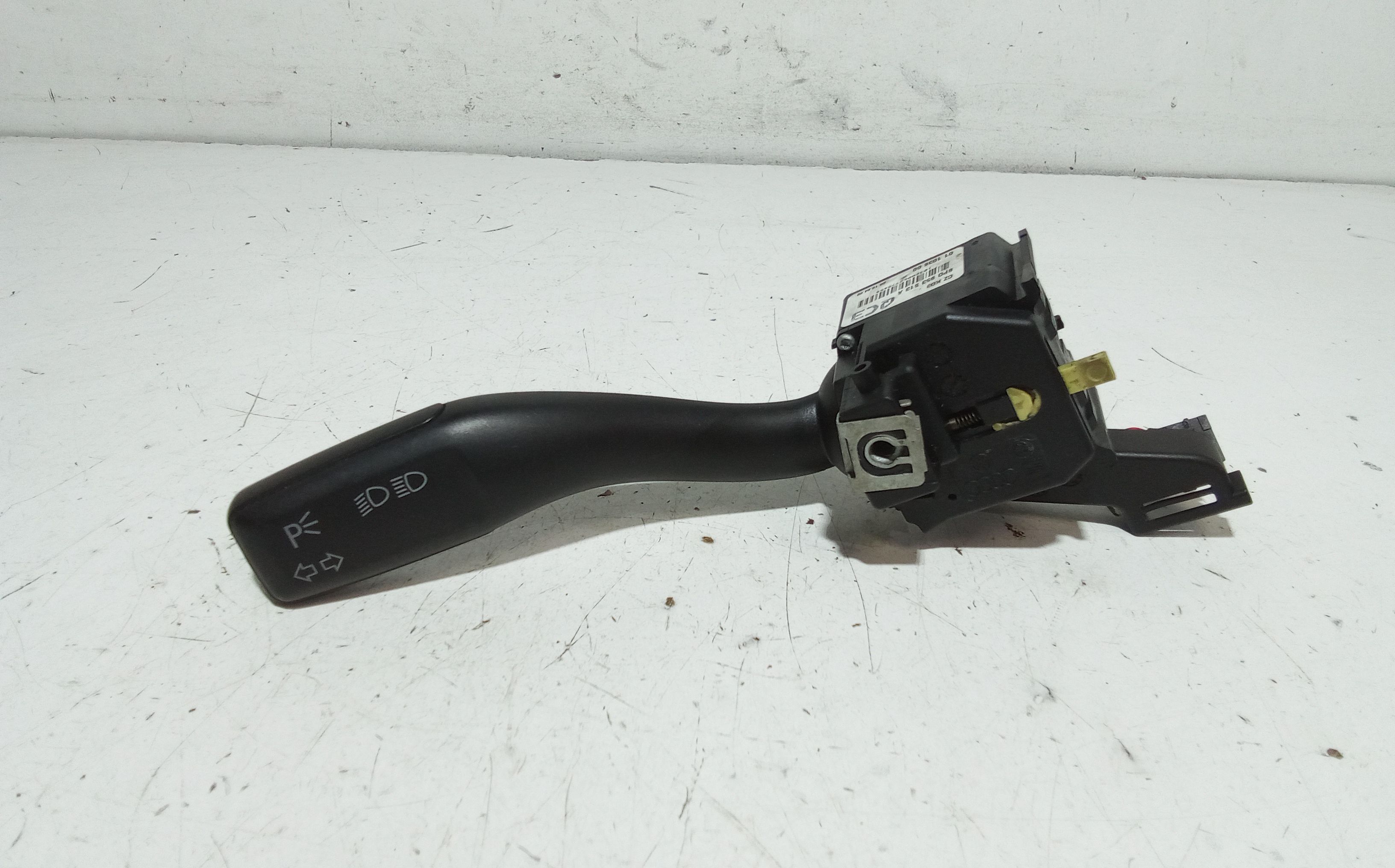 Devioluci sinistro AUDI A3 Serie (8P1) (05>08)