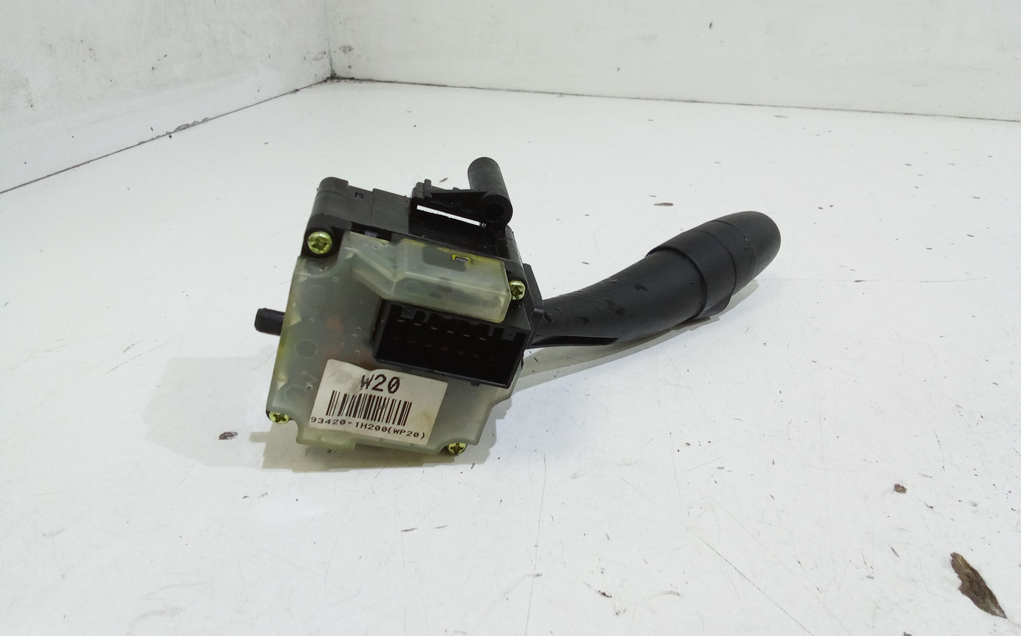 Devioluci destro KIA Cee d 1 Serie