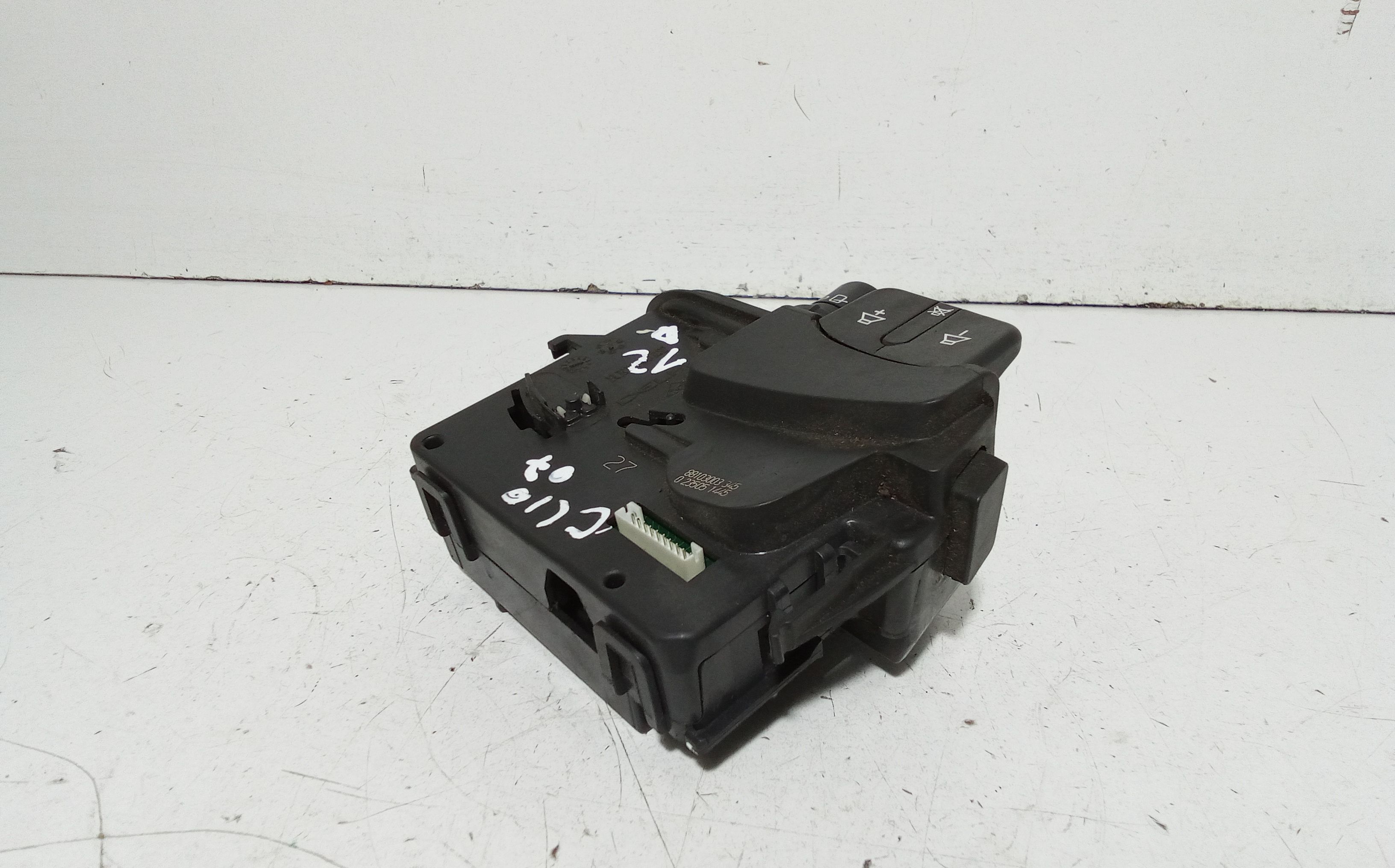 Devioluci destro RENAULT Clio Serie (04>08)