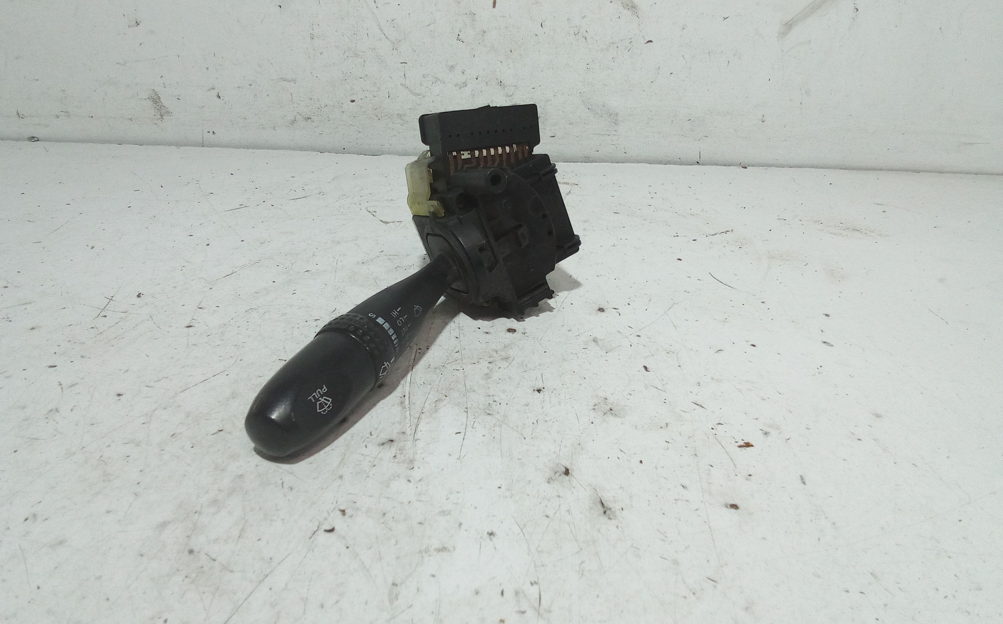 Devioluci destro KIA K 2500 Serie (05>)