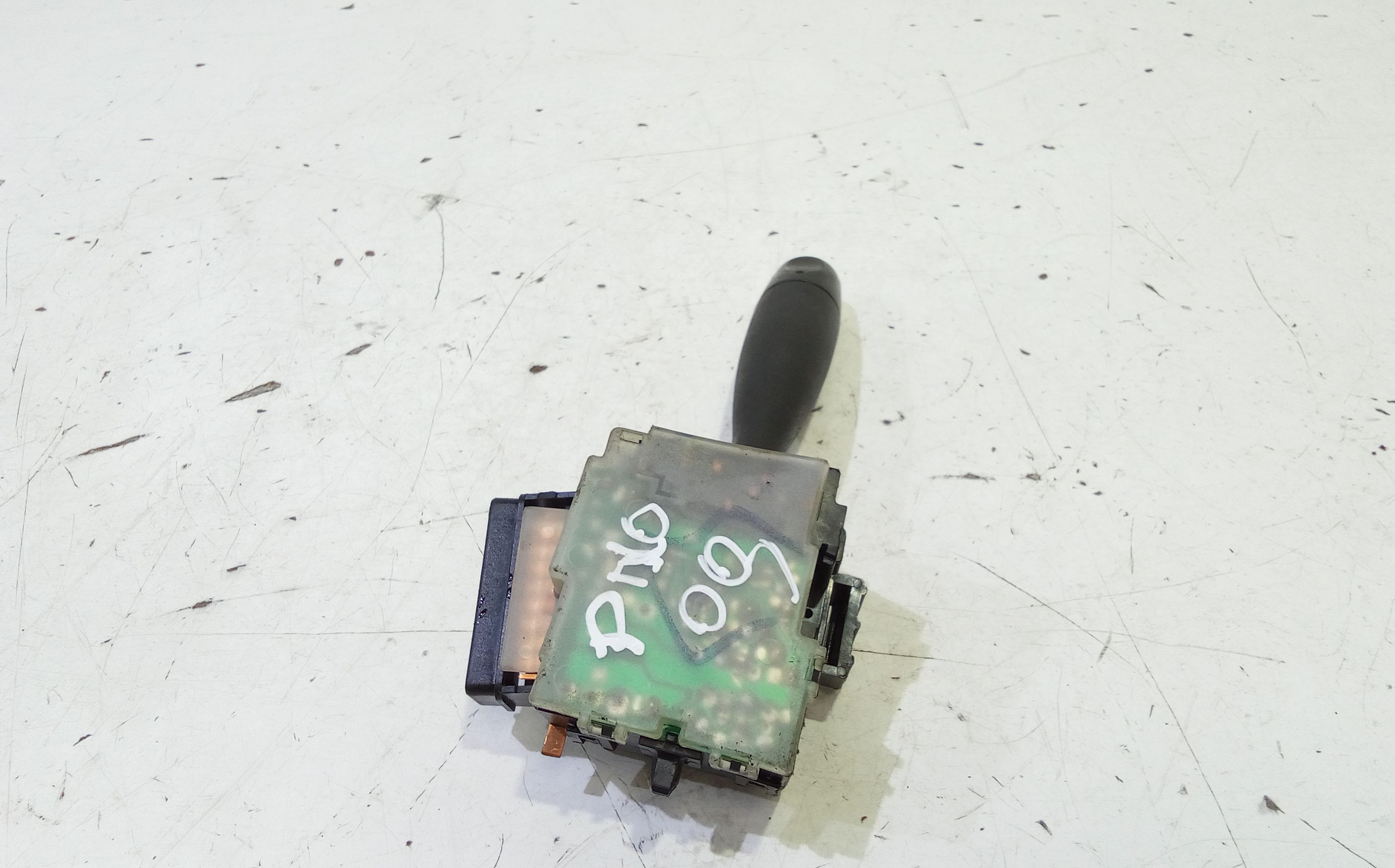 Devioluci destro NISSAN Pixo 1 Serie