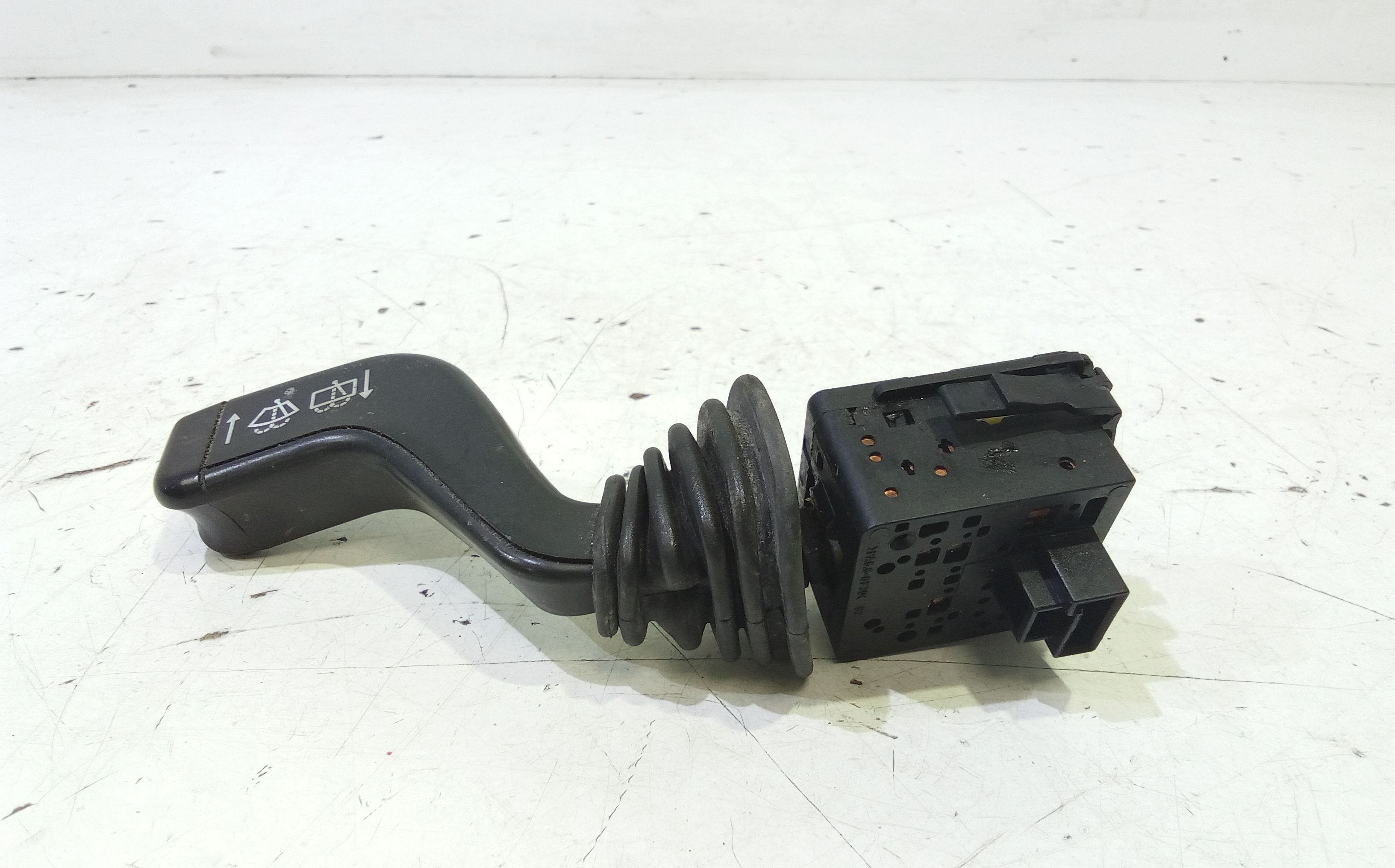 Devioluci destro OPEL Corsa C 3P 1 Serie