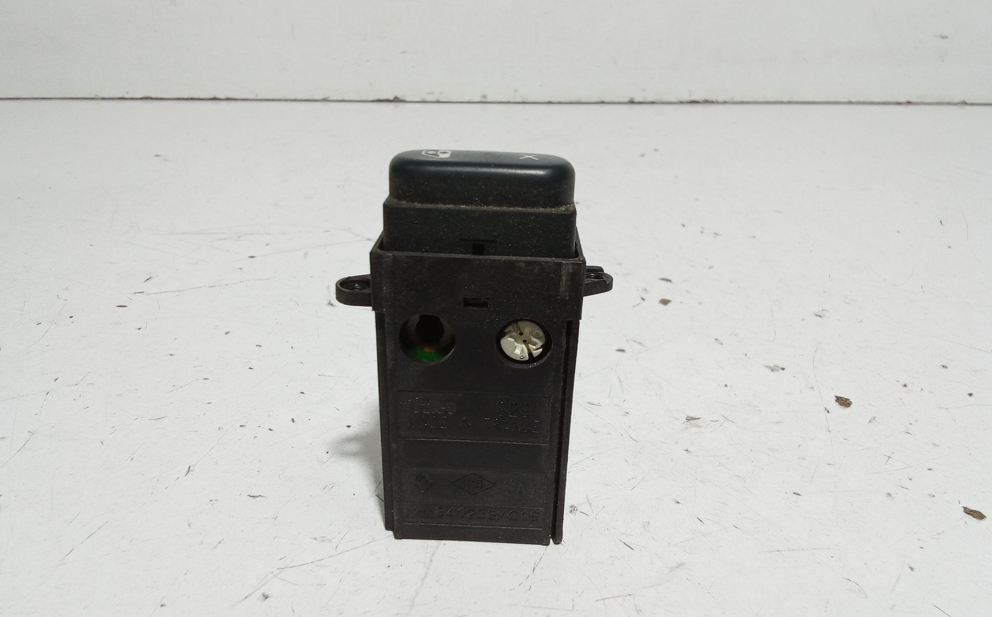 Interruttore bloccaggio vetro RENAULT Megane l Serie (99>02)