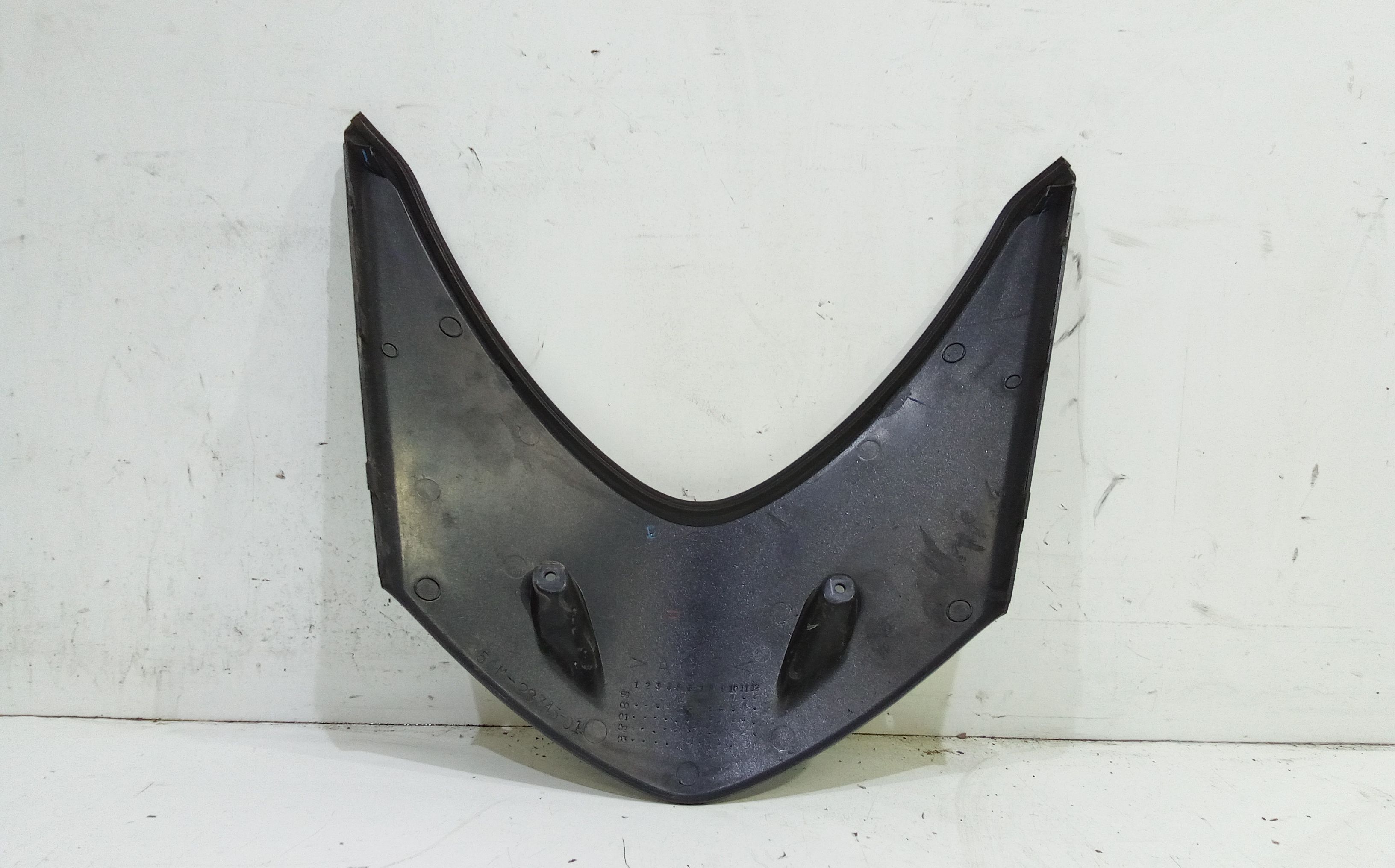 Cornice scudo anteriore Yamaha Majesty 250cc (99>06)