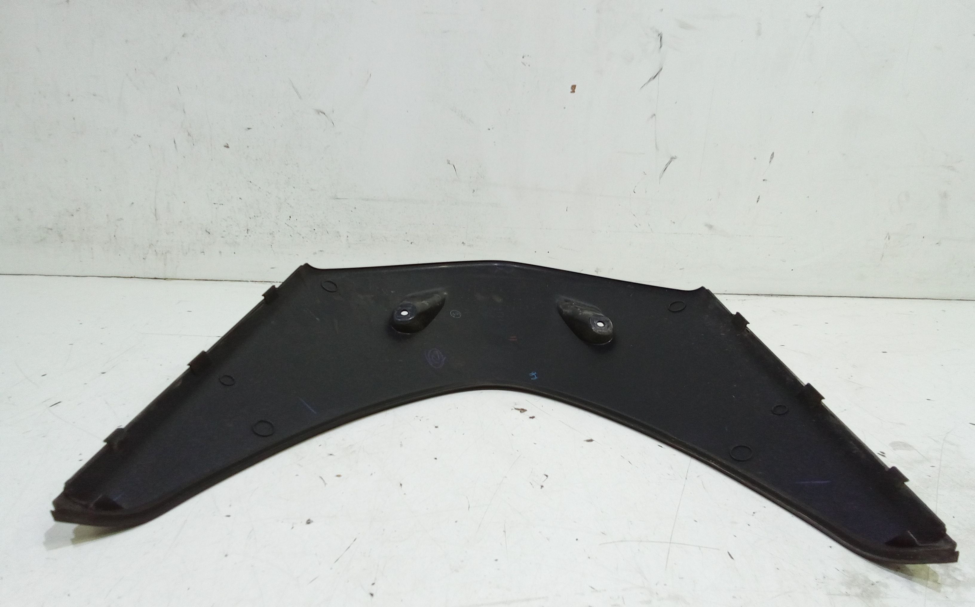 Cornice scudo anteriore Yamaha Majesty 250cc (99>06)