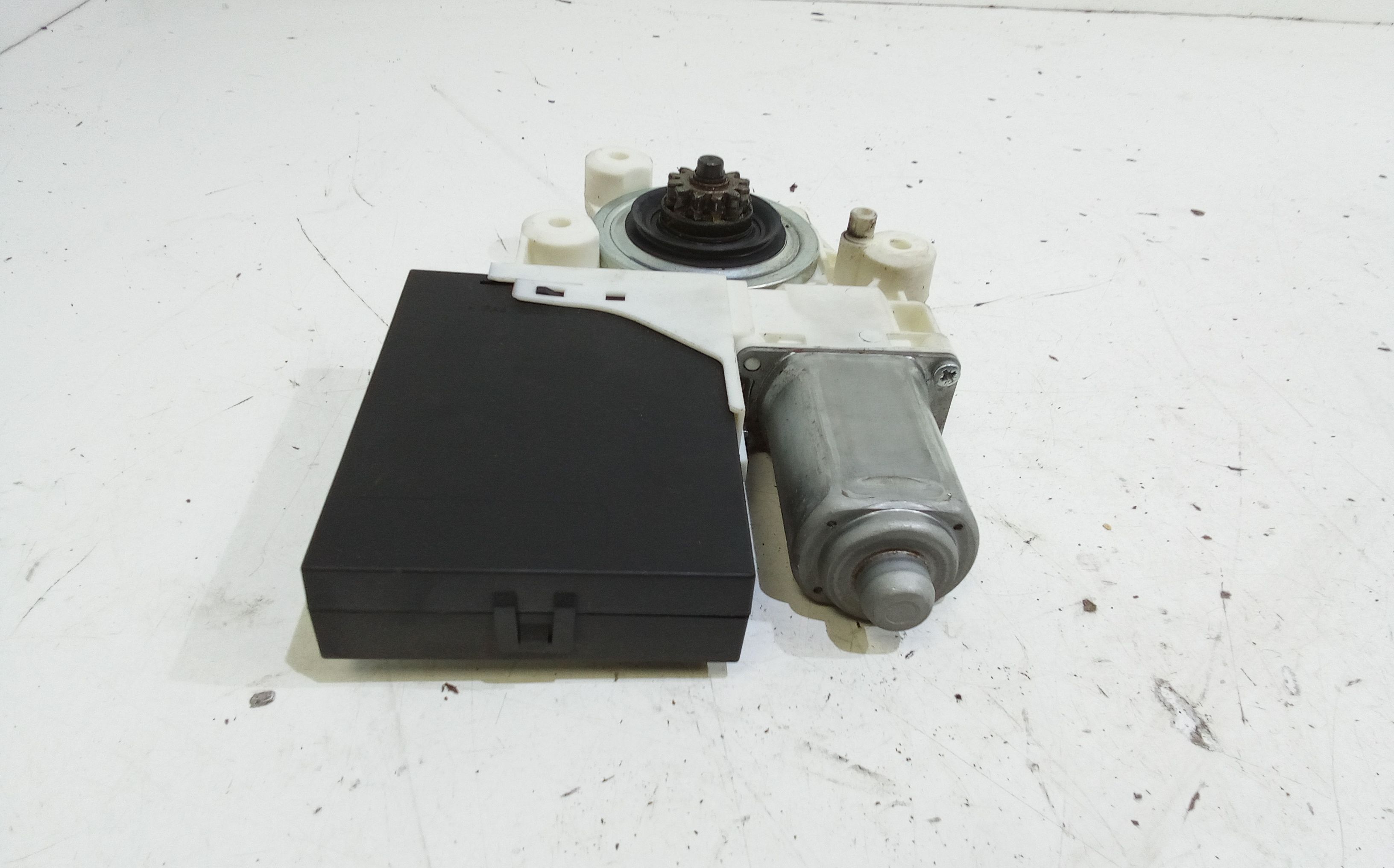 Motorino Alzavetro anteriore Sinistro FORD C - Max Serie (03>07)