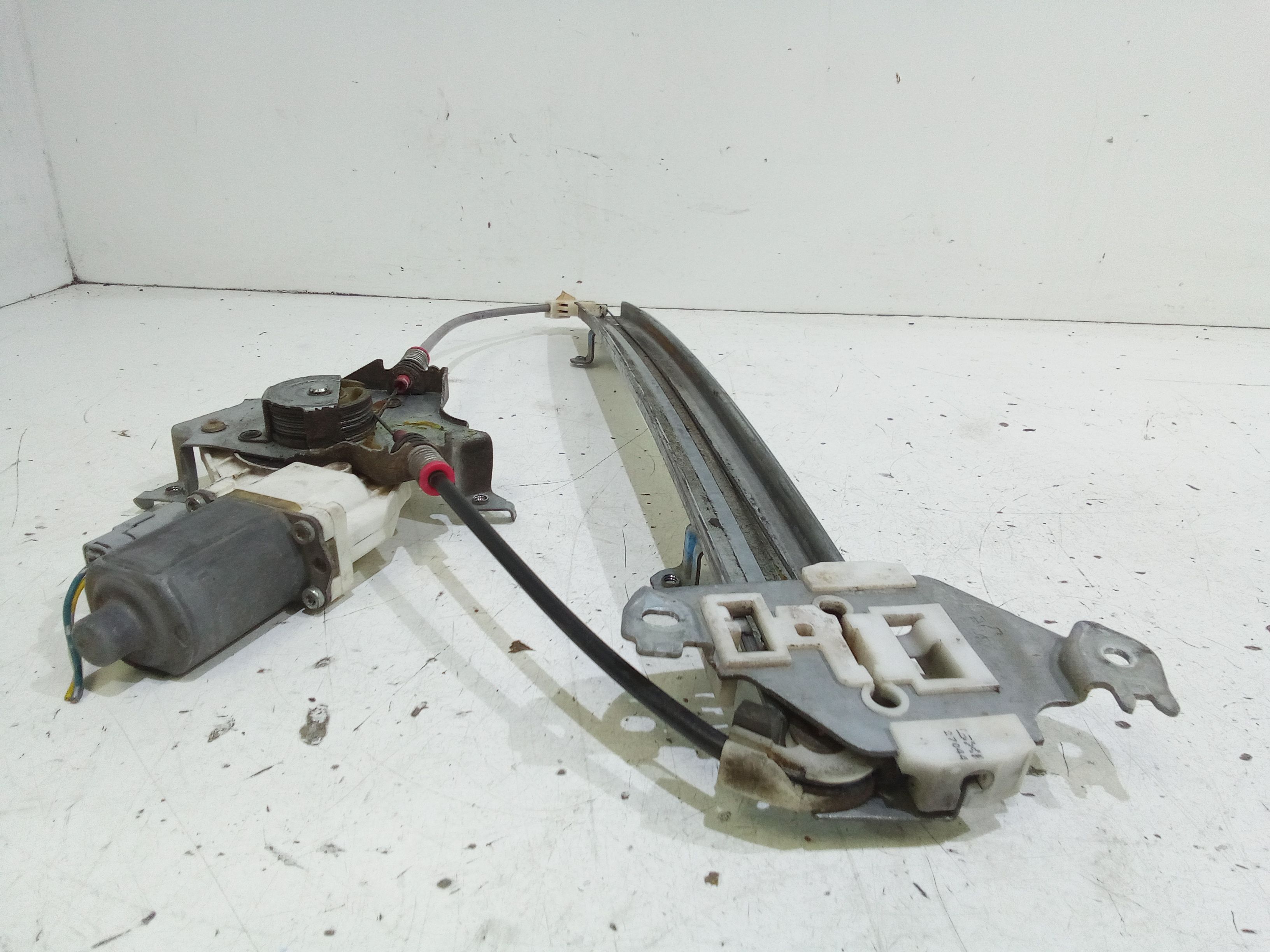 Cremagliera anteriore sinistra Guida NISSAN Micra 4 Serie