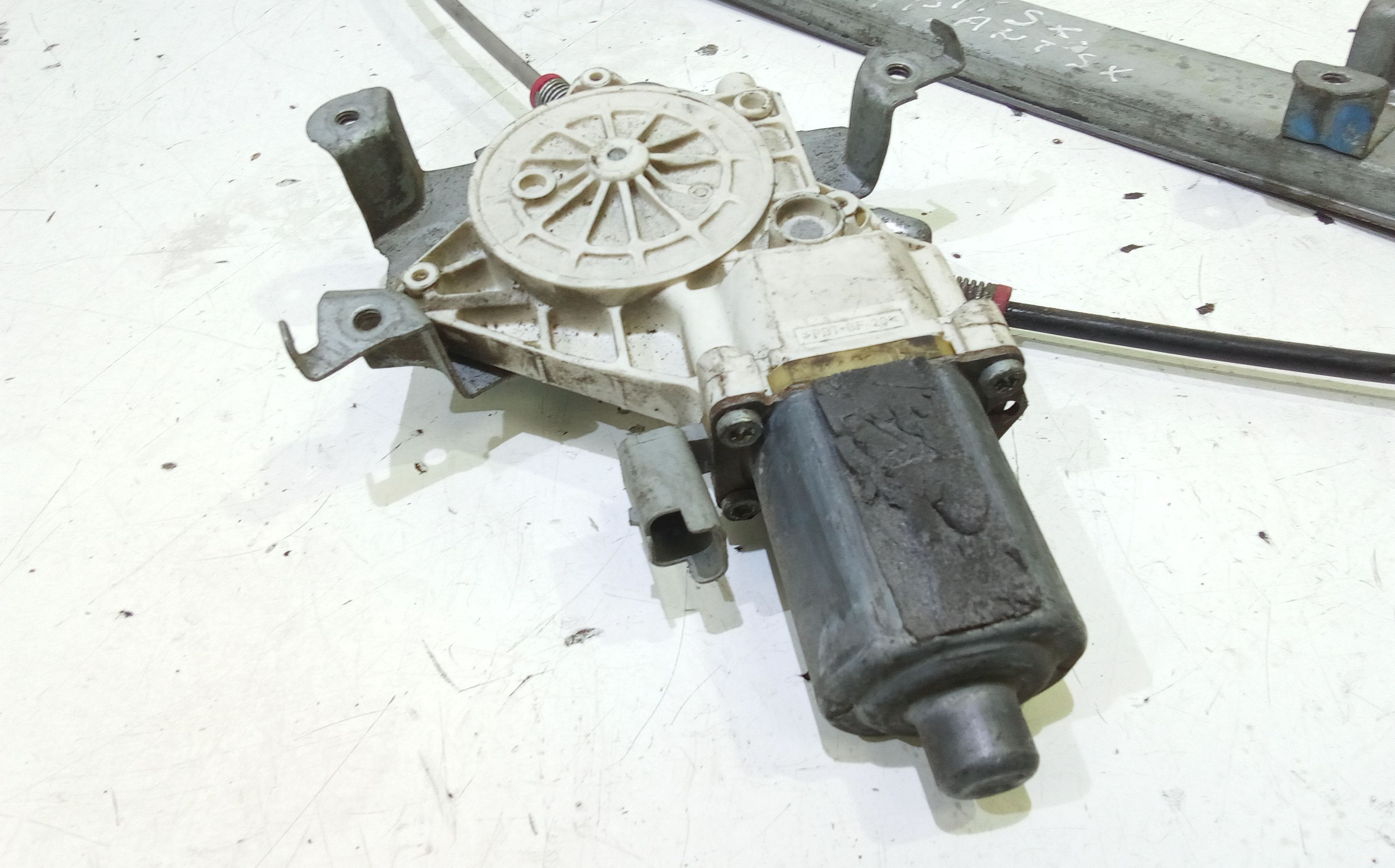 Cremagliera anteriore sinistra Guida NISSAN Micra 4 Serie