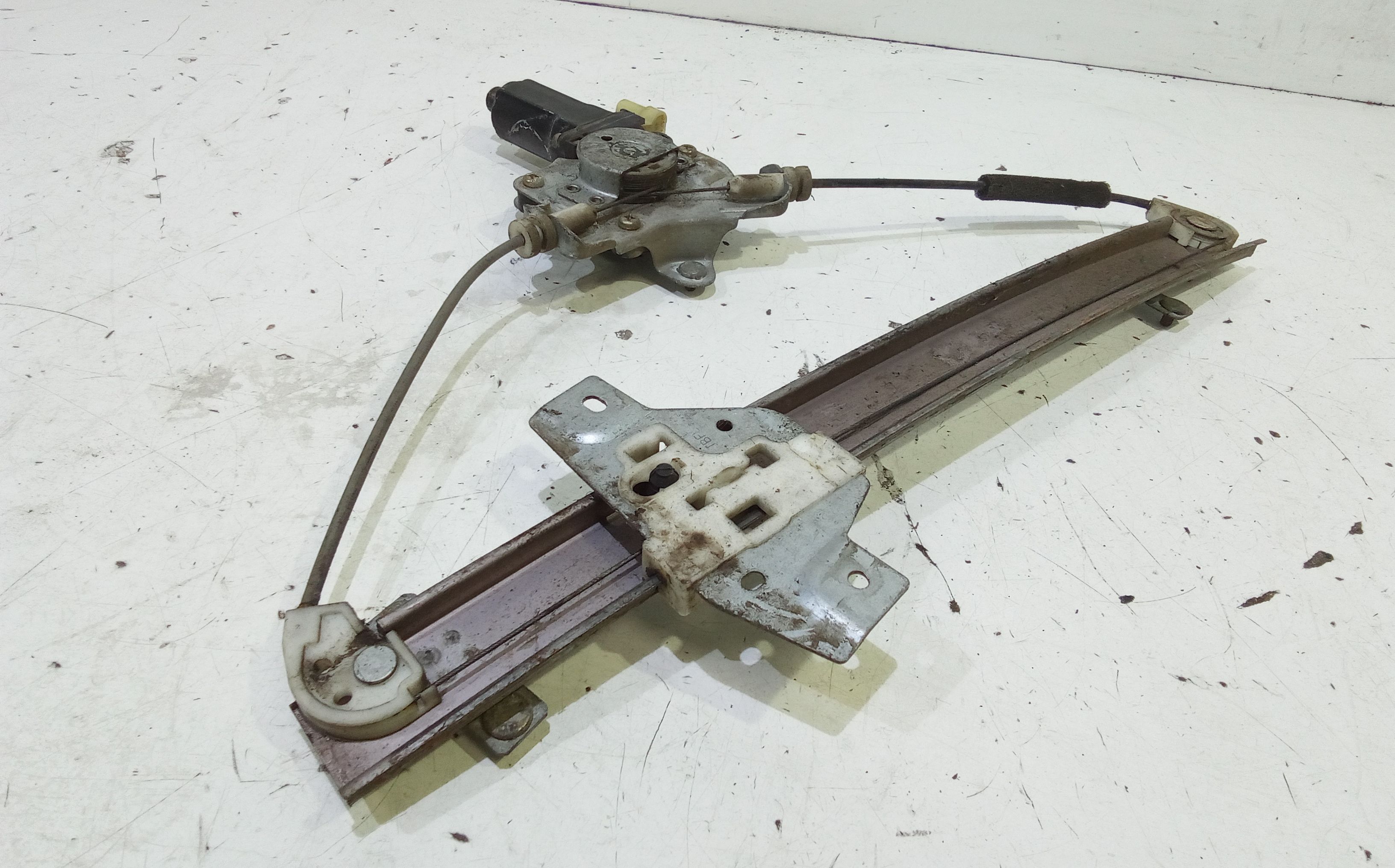 Cremagliera anteriore sinistra Guida HYUNDAI Getz 1 Serie