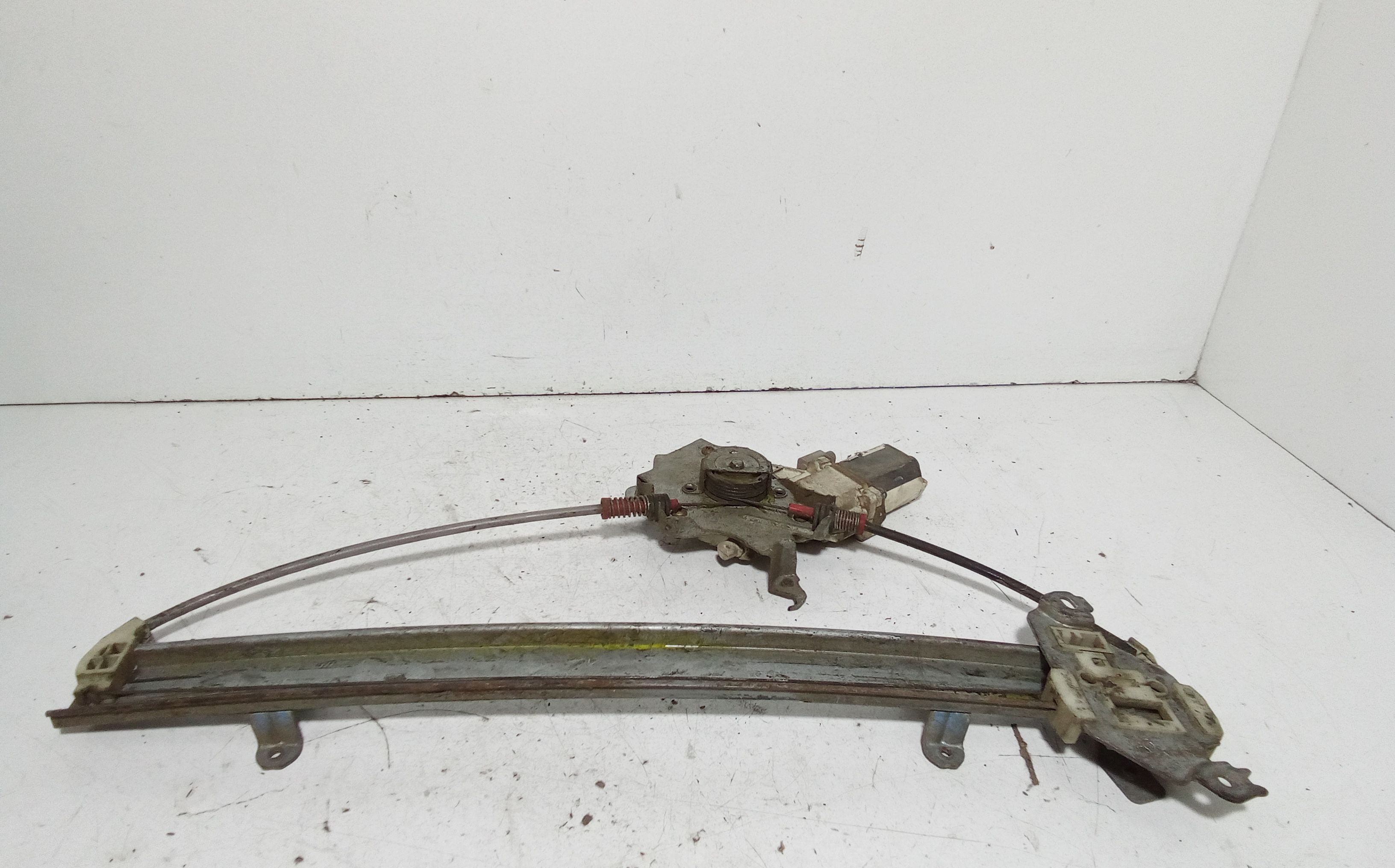 Cremagliera anteriore sinistra Guida NISSAN Micra 4 Serie