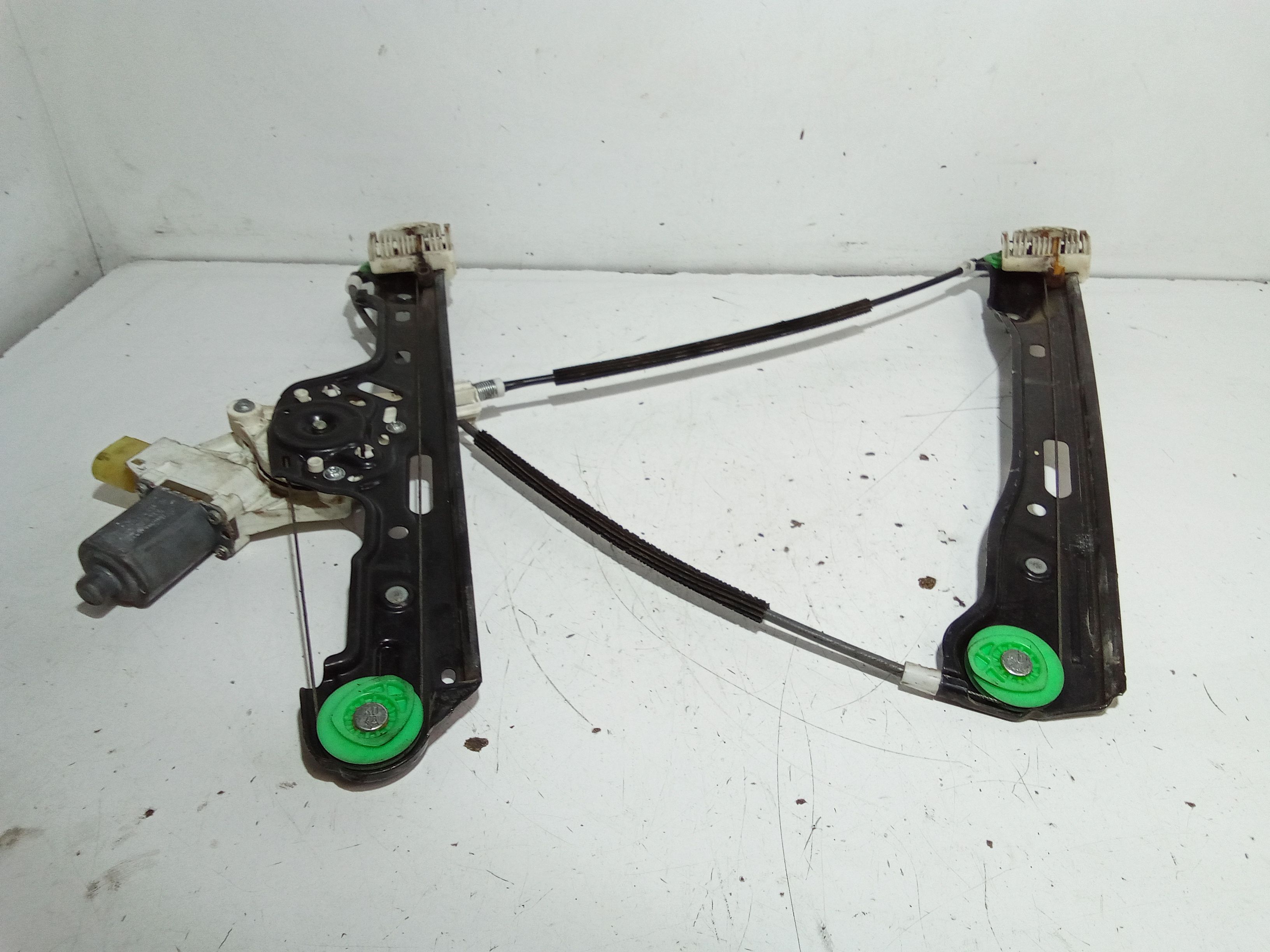 Cremagliera anteriore sinistra Guida BMW Serie 1 Serie (E87) (04>07)