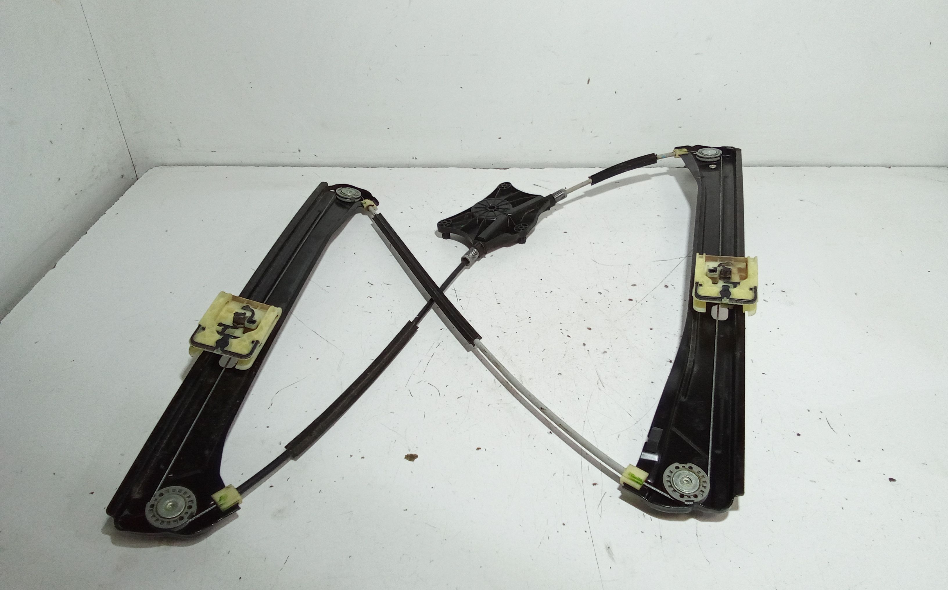 Cremagliera anteriore sinistra Guida VOLKSWAGEN Tiguan Serie