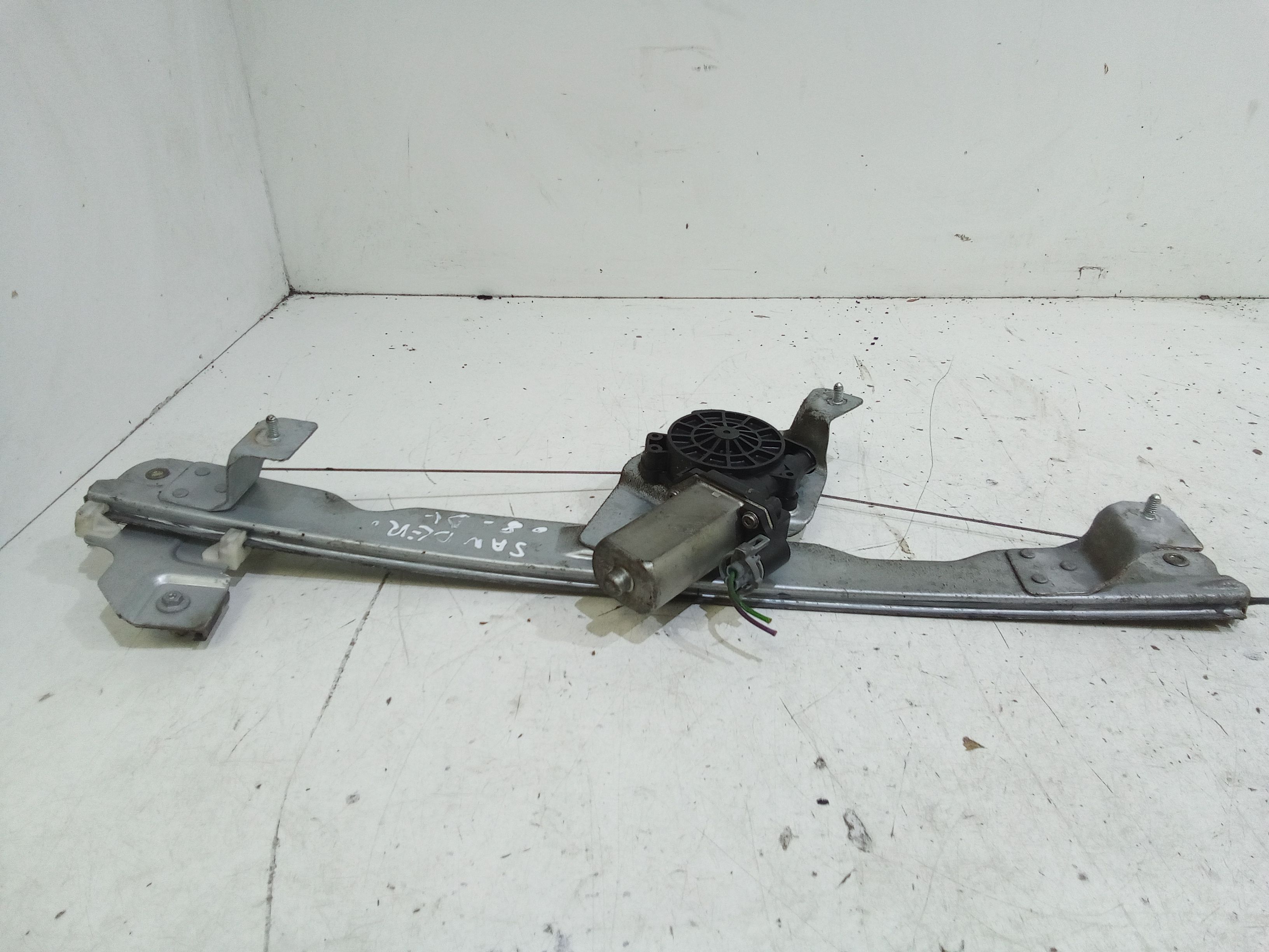 Cremagliera anteriore destra passeggero DACIA Sandero 1 Serie