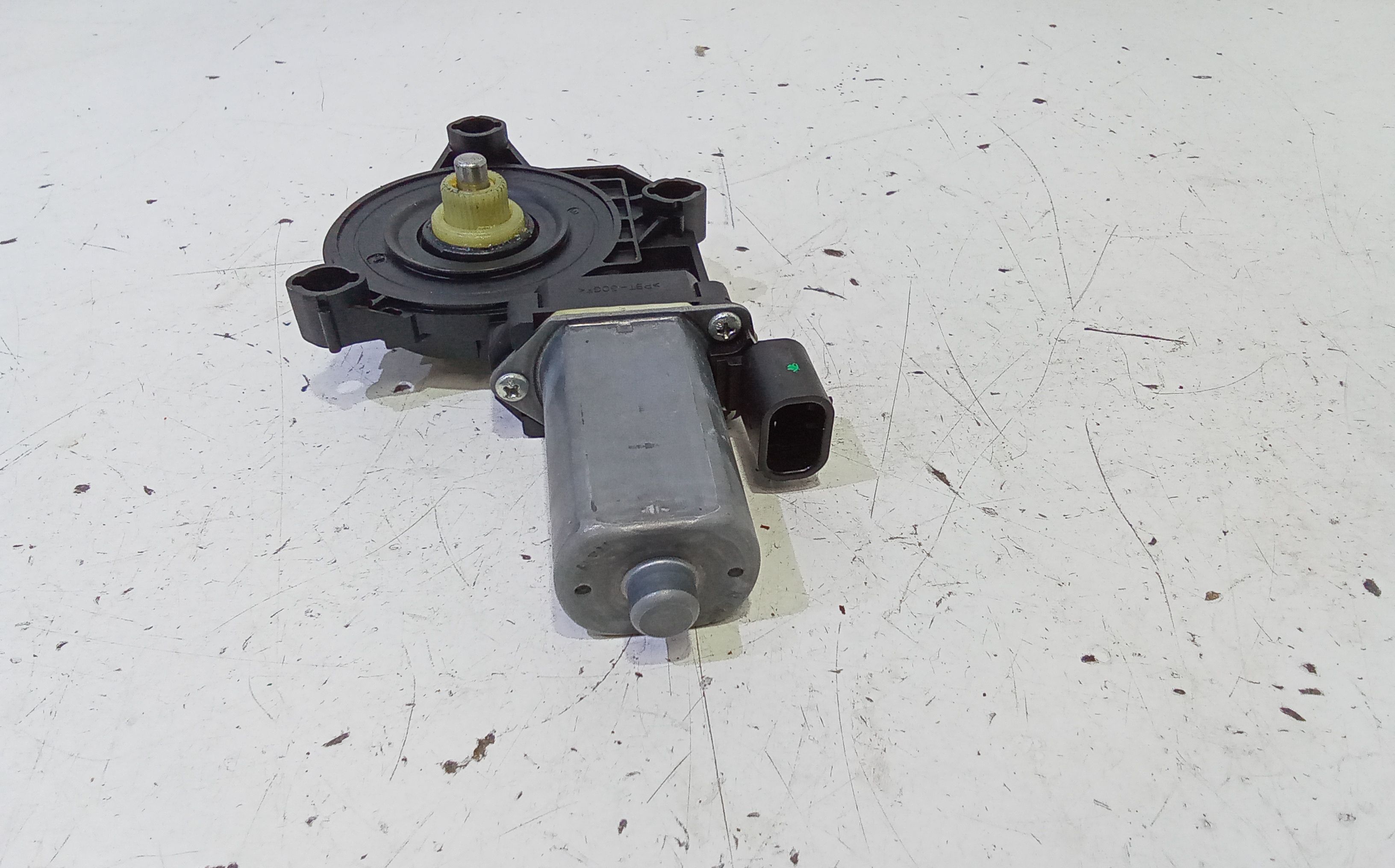 Motorino Alzavetro anteriore destra ALFA ROMEO 159 Sportwagon Serie (05>11)