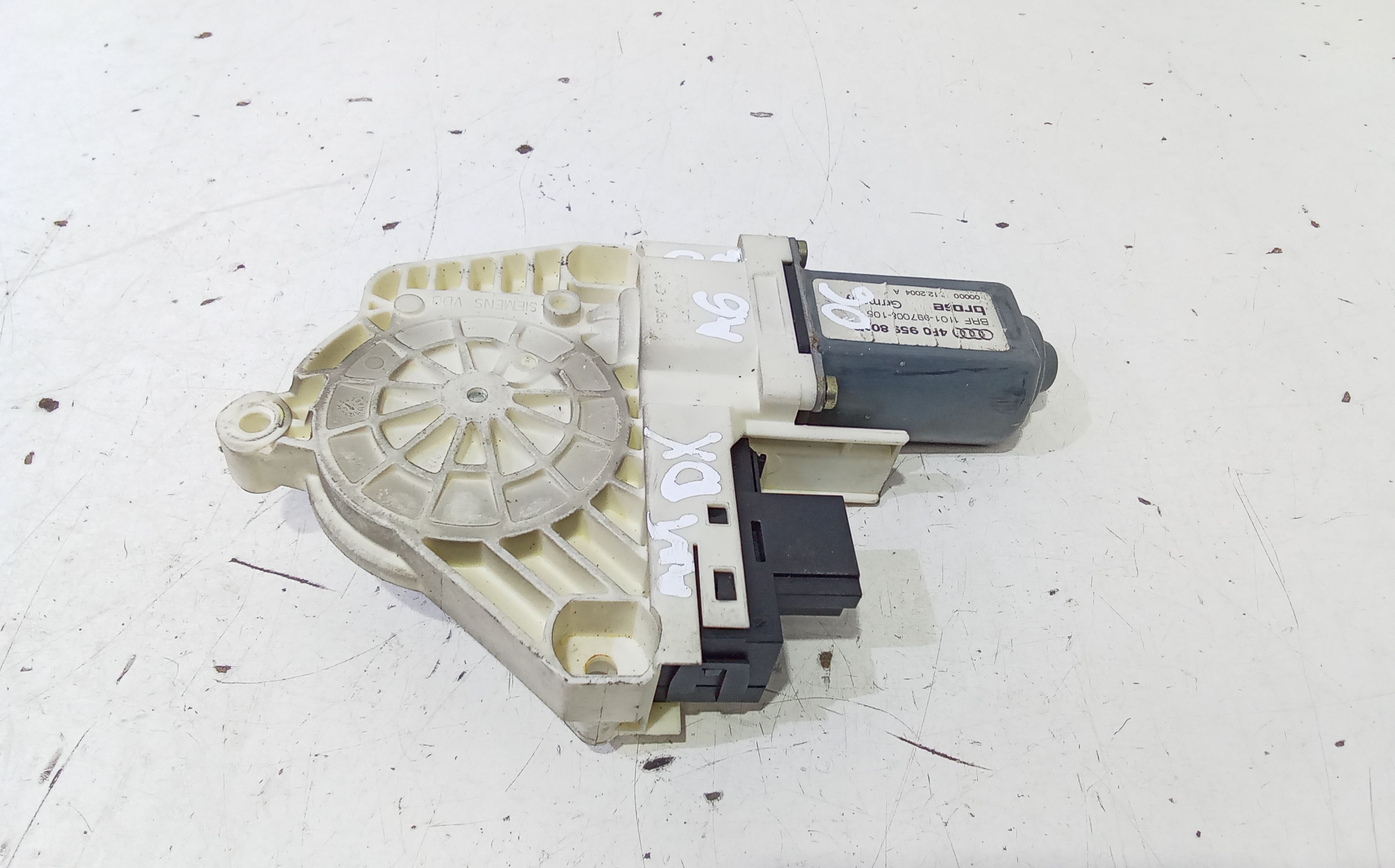 Motorino Alzavetro anteriore destra AUDI A6 Avant Serie C6 (4F5) (04>12)